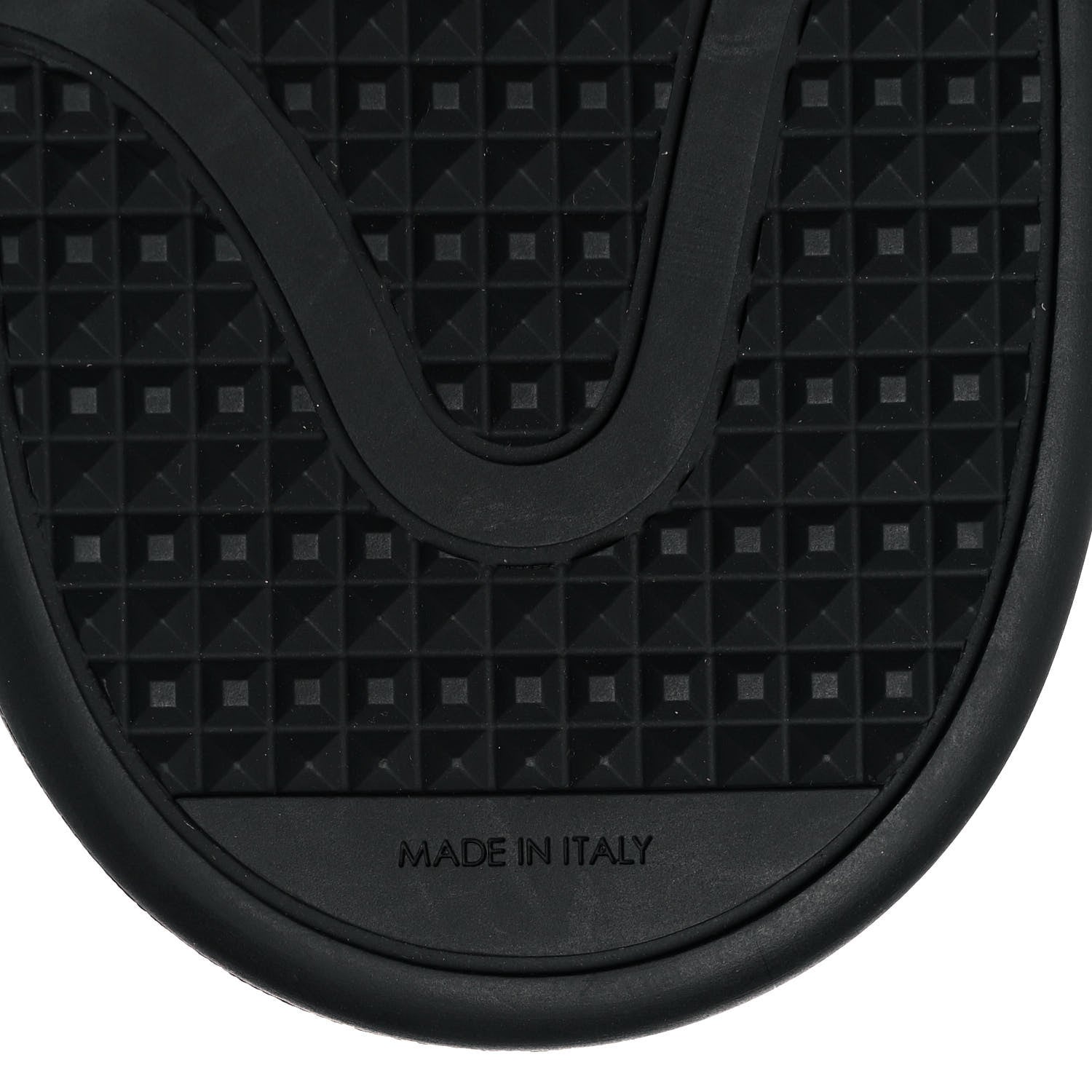 Louis Vuitton Epi Low Top Sneakers 12 Black 7 of 9