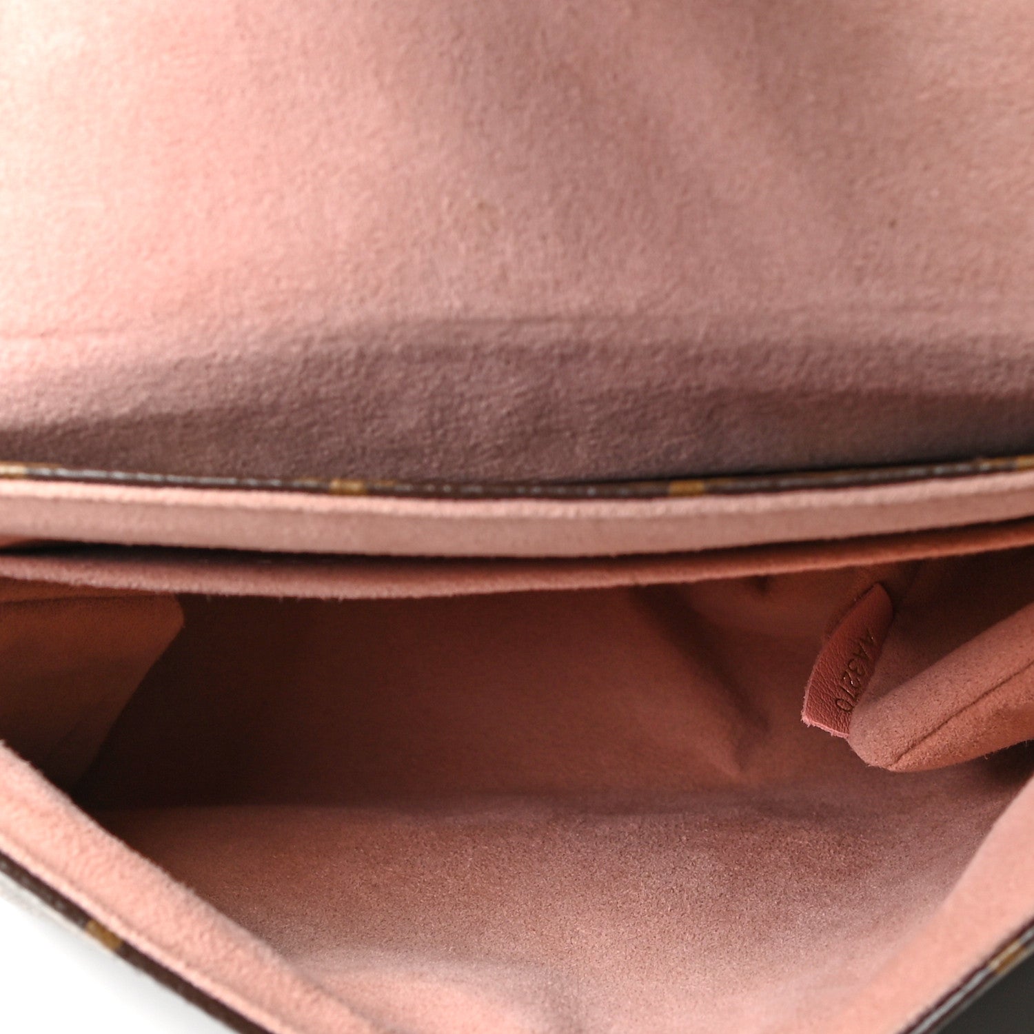 Louis Vuitton Monogram Locky BB Rose Poudre 5 of 9