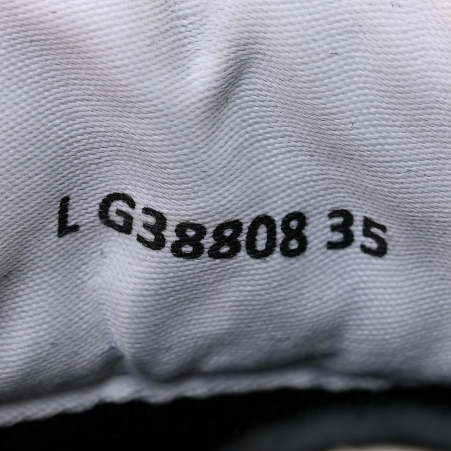 Grained Calfskin Fabric Womens Logo Sneakers 35 White Black