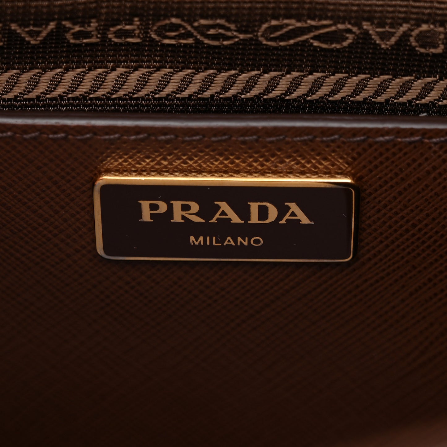 Saffiano Lux Large Galleria Double Zip Tote Cacao