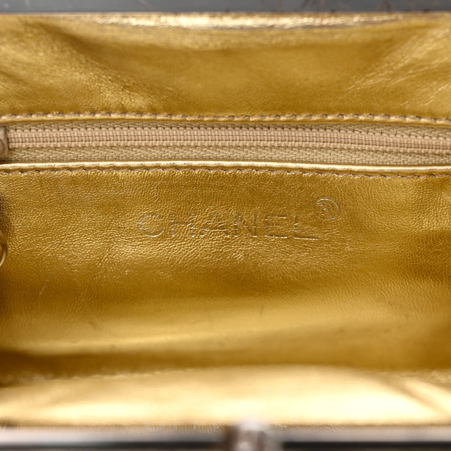 Chanel Metallic Lambskin Quilted Chain Around Kiss Lock Evening Clutch Gold 7 of 15