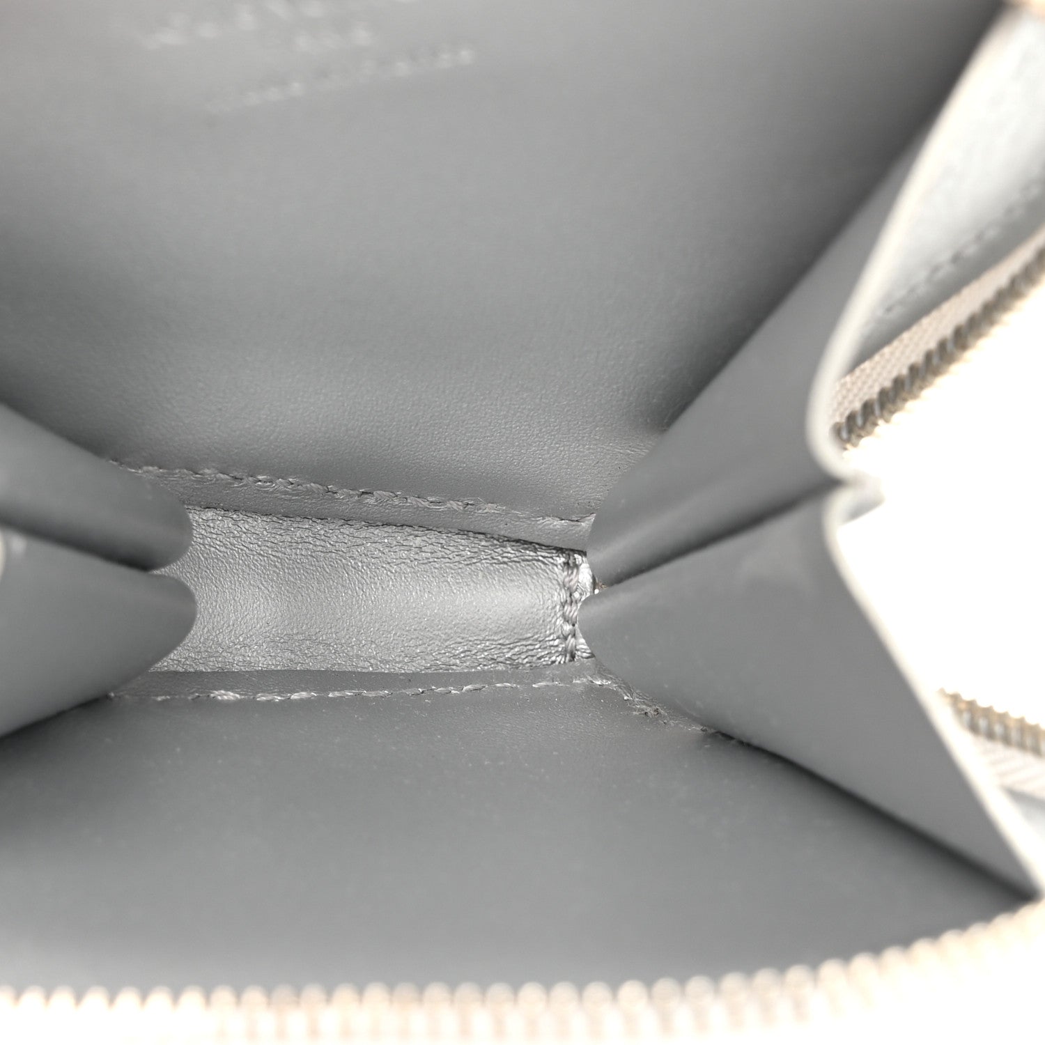 Louis Vuitton Monogram Mirror Heart Coin Purse Silver 1776870