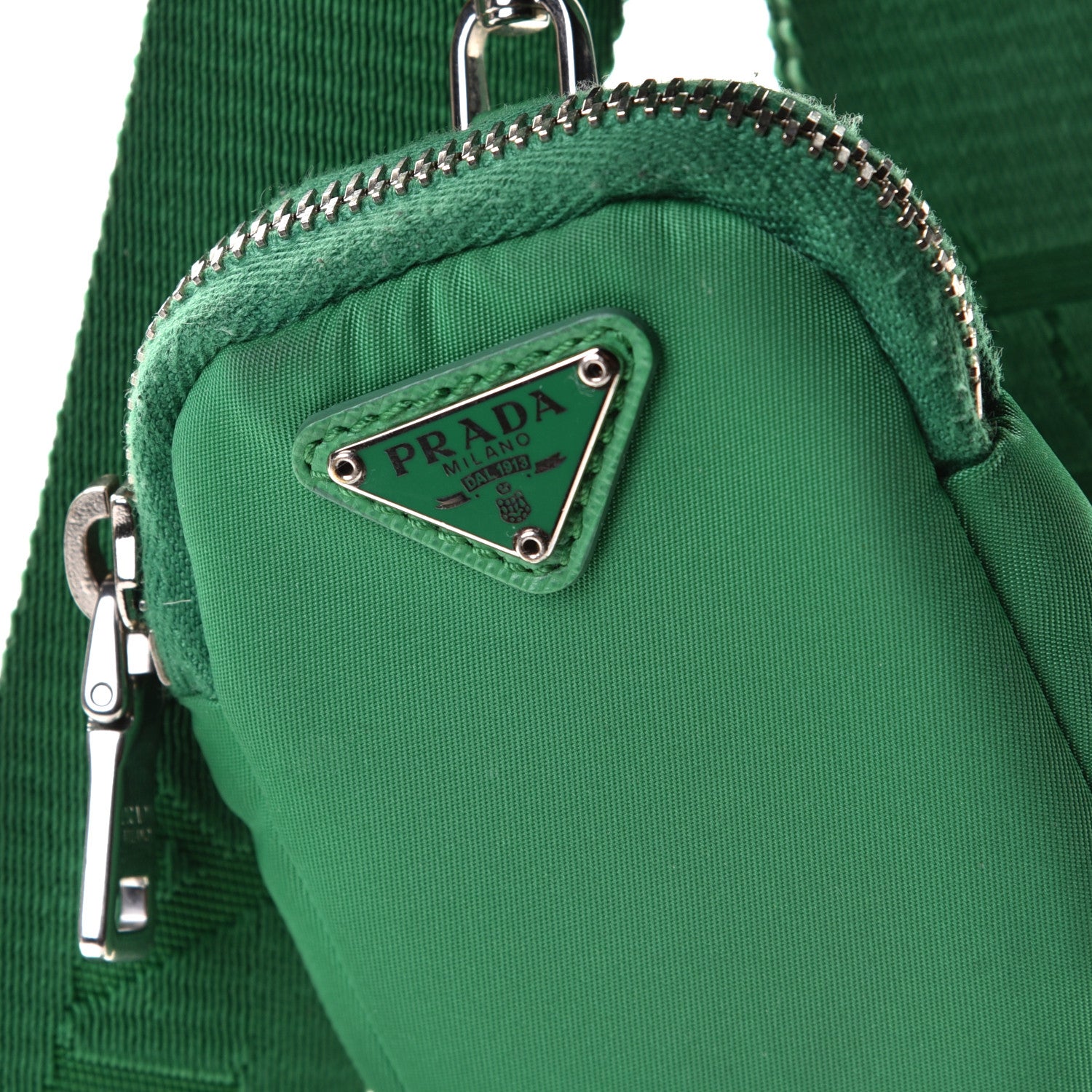 Prada Nylon Re-Edition 2005 Shoulder Bag Menta 5 of 9