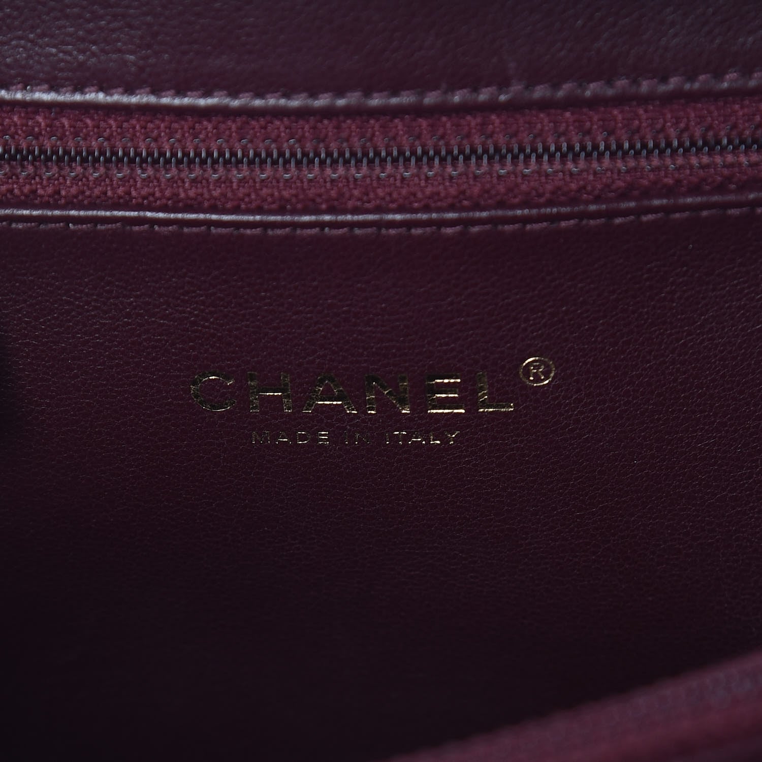 Chanel Caviar Quilted Medium CC Filigree Vanity Case Red 6 of 11