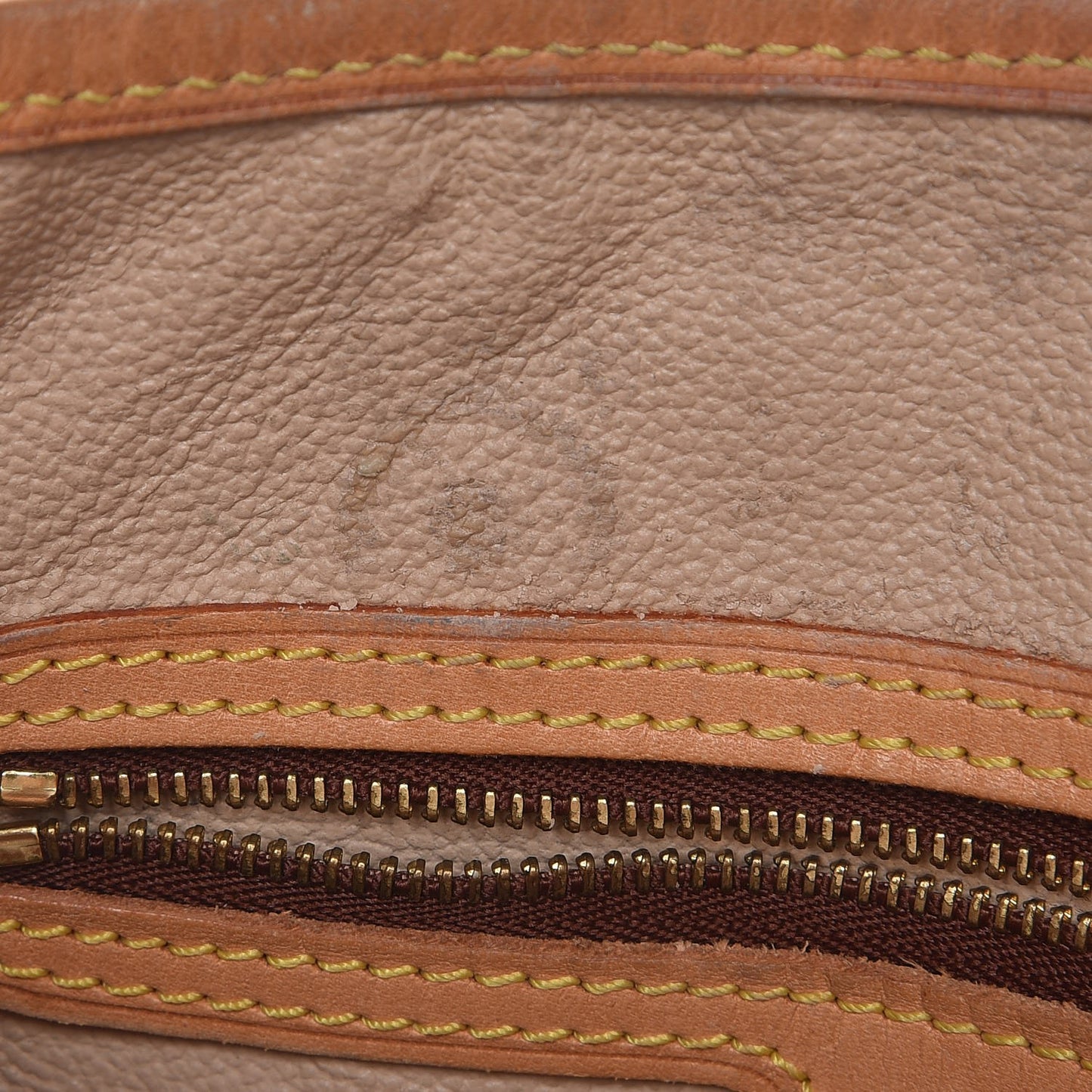 Monogram Petit Bucket 23