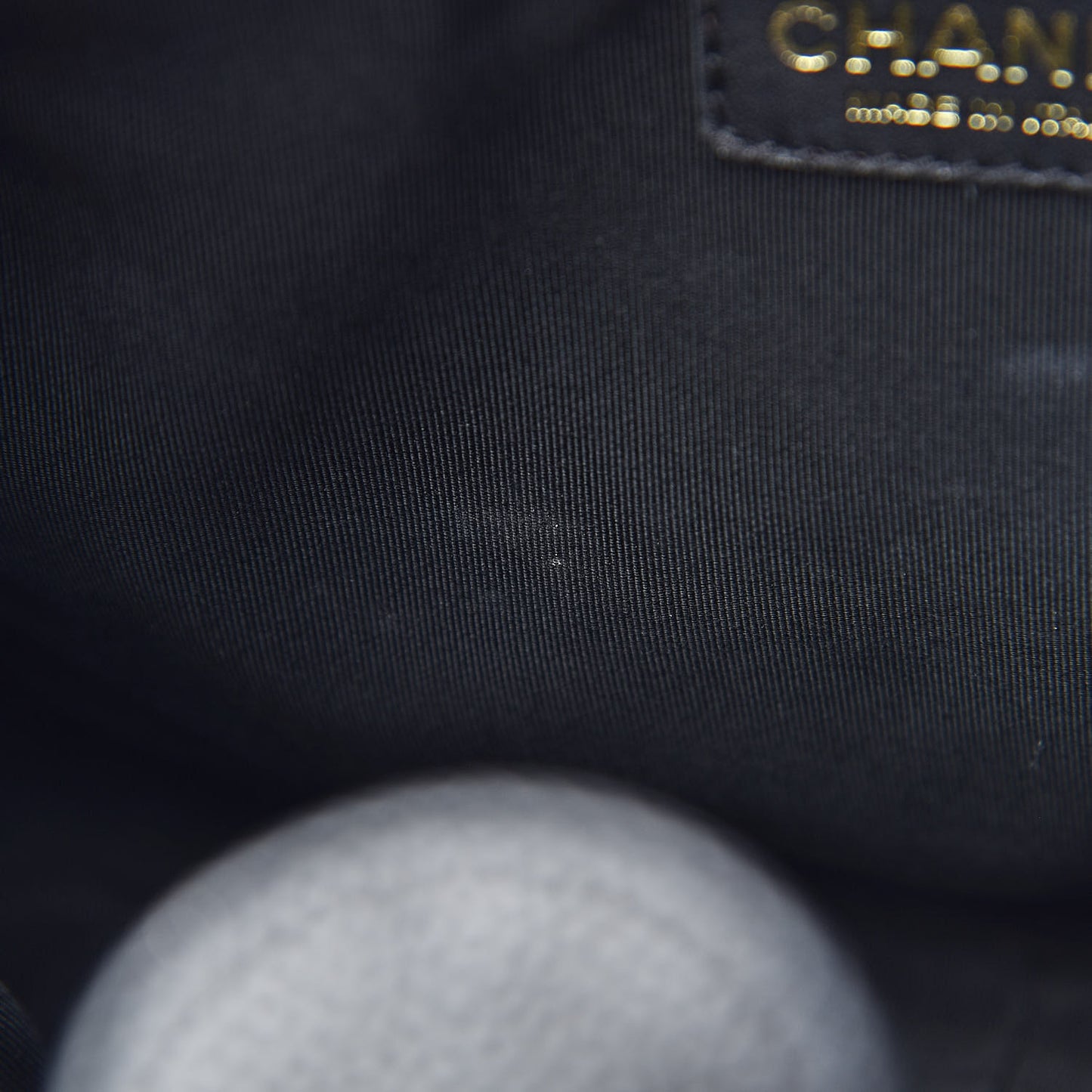 Caviar Quilted Petit Shopping Tote PST Black