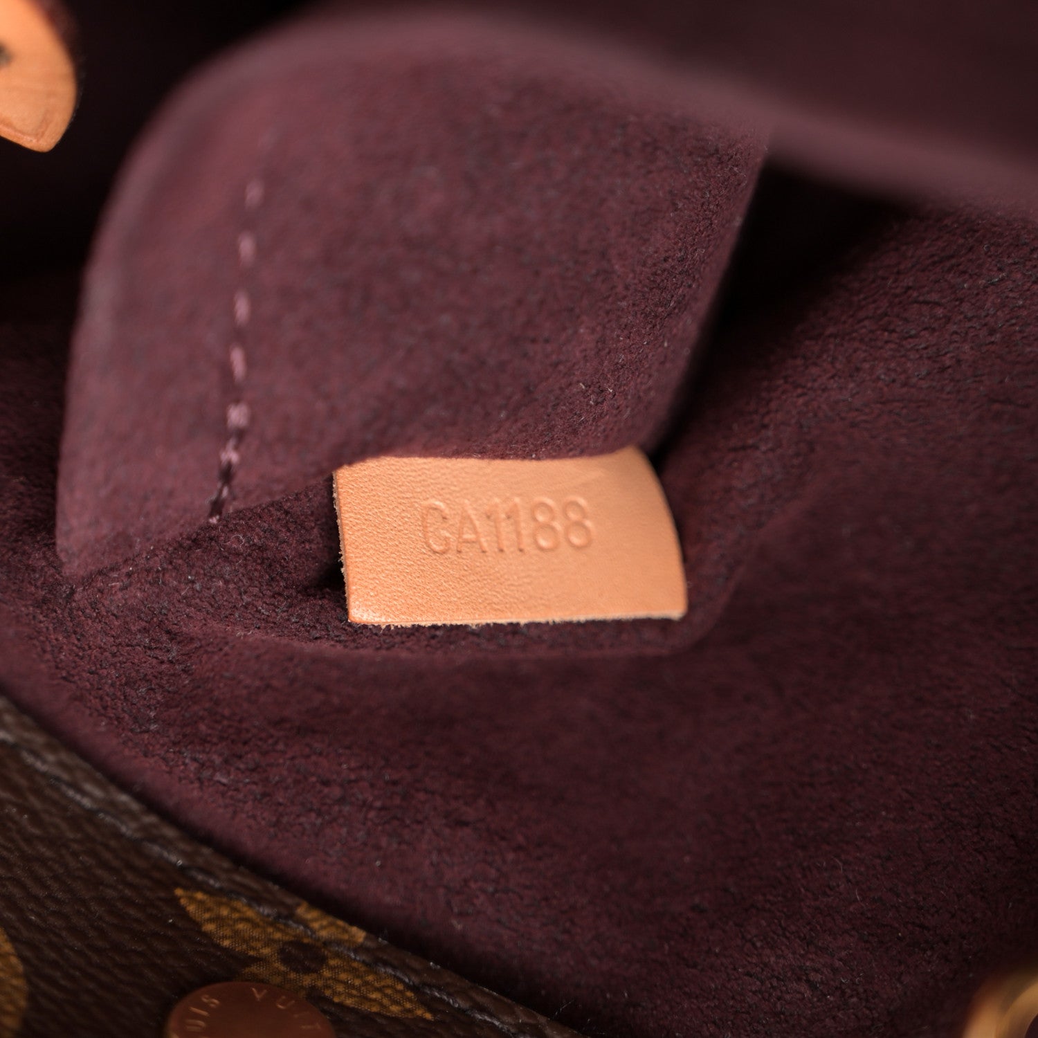 Louis Vuitton Monogram Montaigne BB 8 of 16