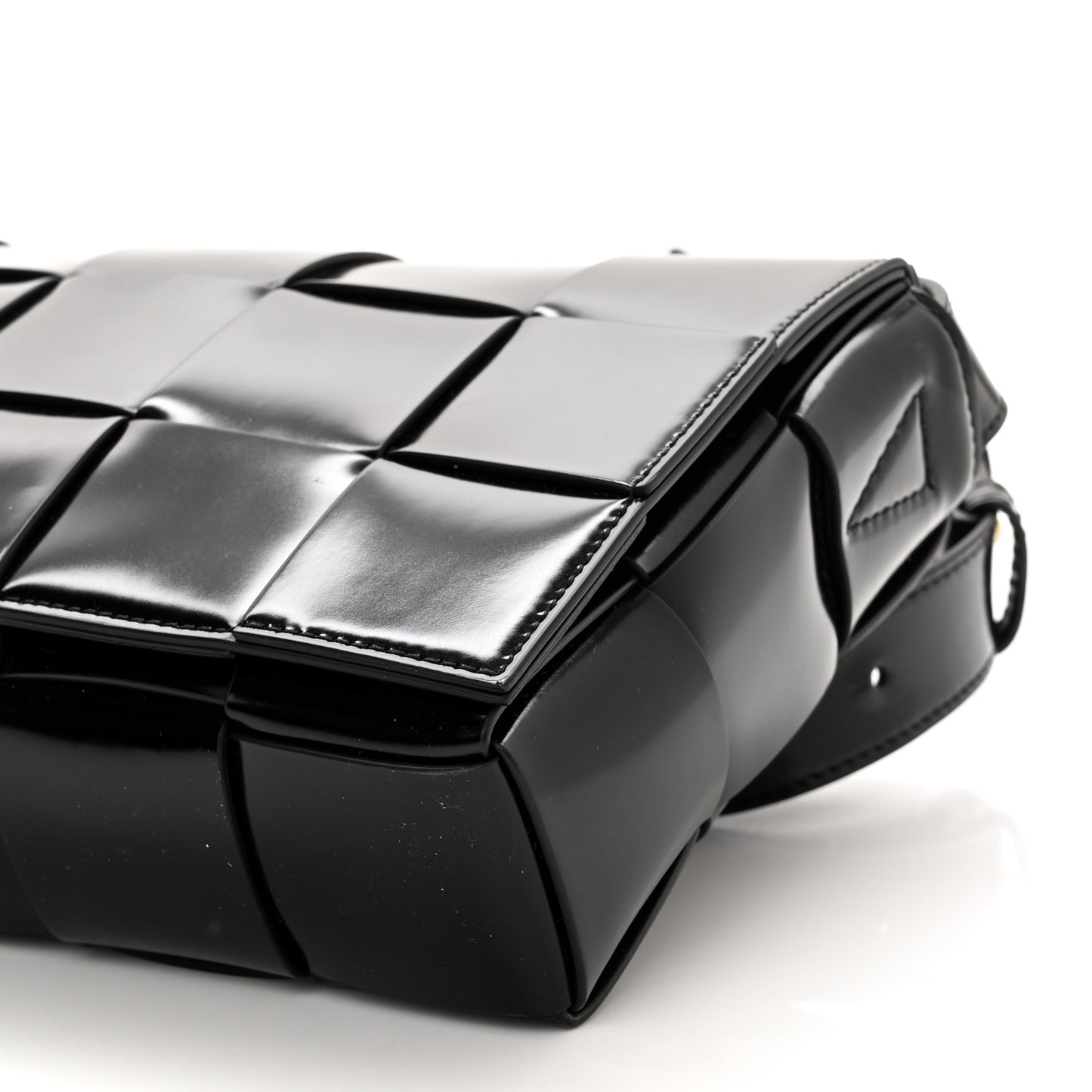 Spazzolato Maxi Intrecciato Cassette Crossbody Bag Black