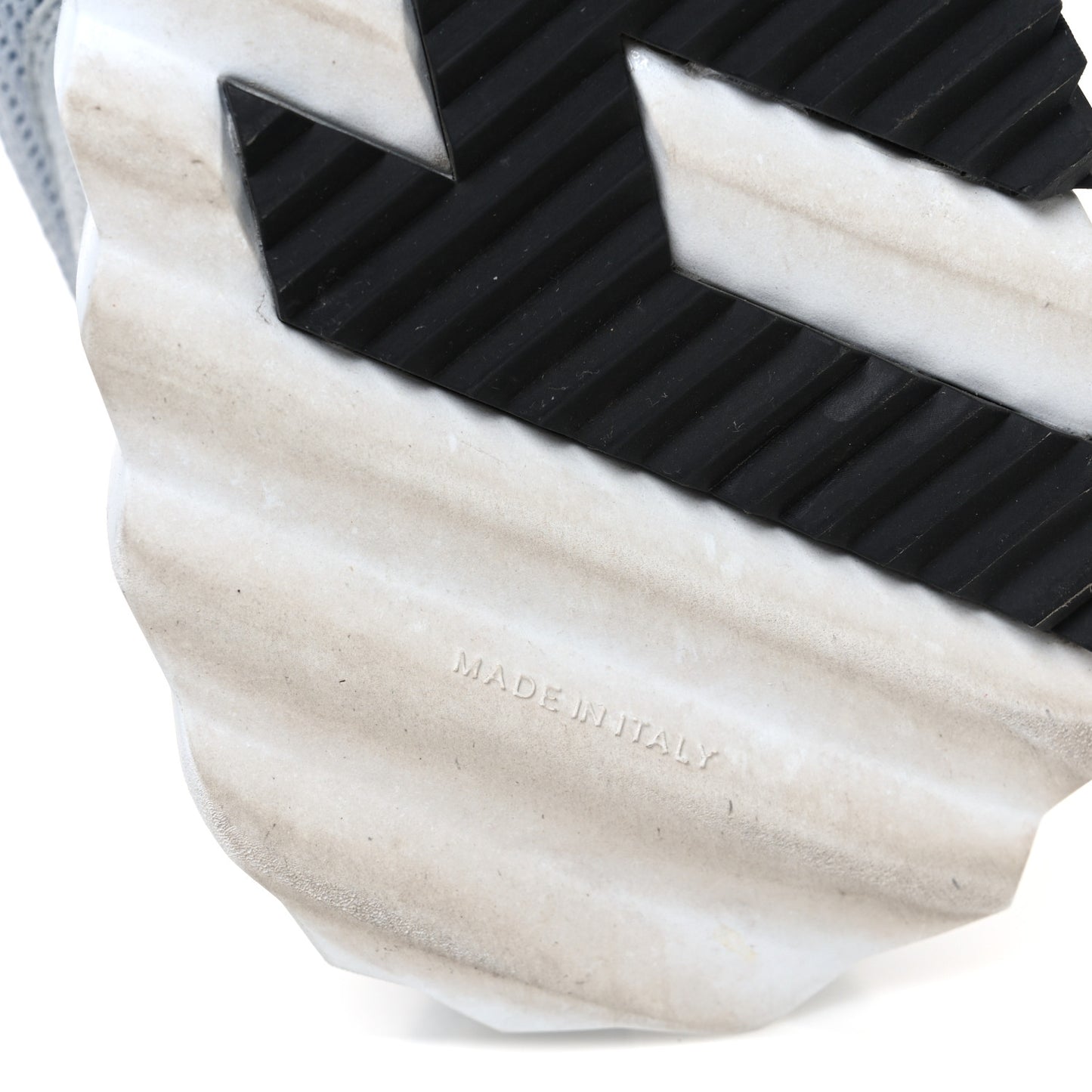 Textured Mesh Suede Goatskin Bouncing Sneakers 39 Gris Nuage