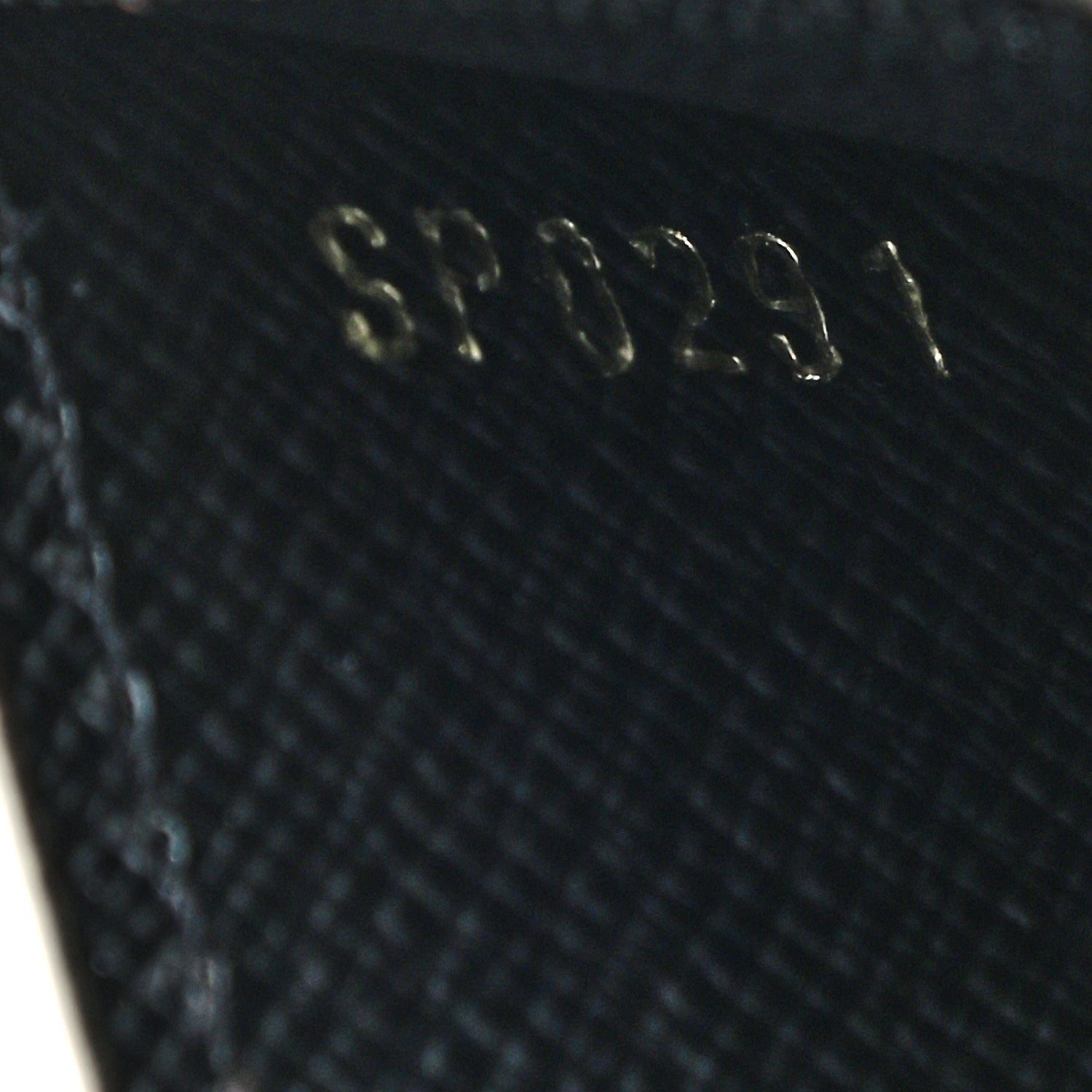 Louis Vuitton Reverse Monogram Card Holder 7 of 7