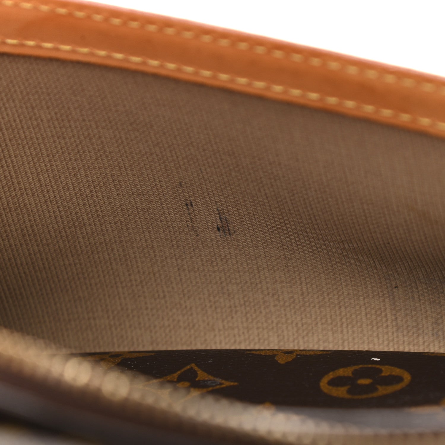 Louis Vuitton Monogram Reporter PM 13 of 17