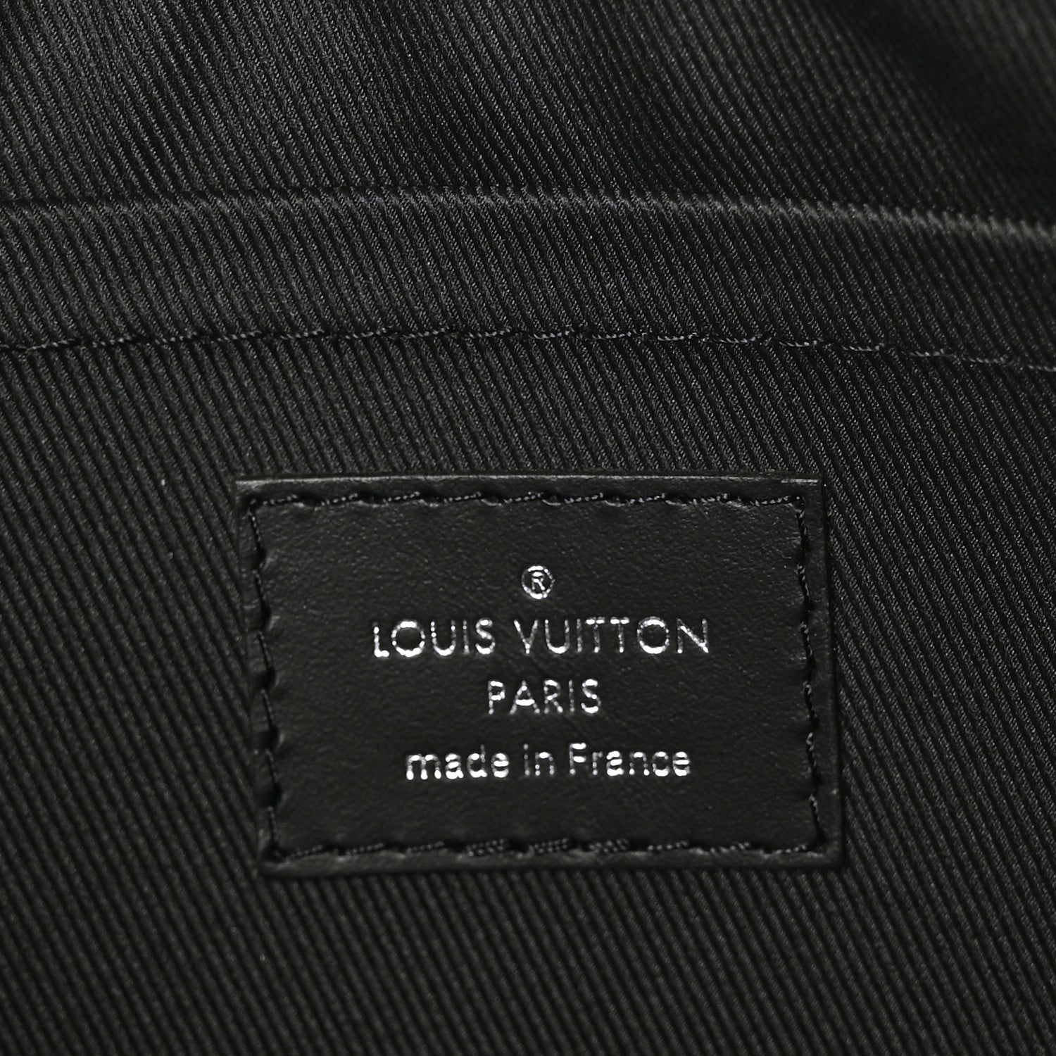 Louis Vuitton Monogram Discovery Pochette GM 6 of 6