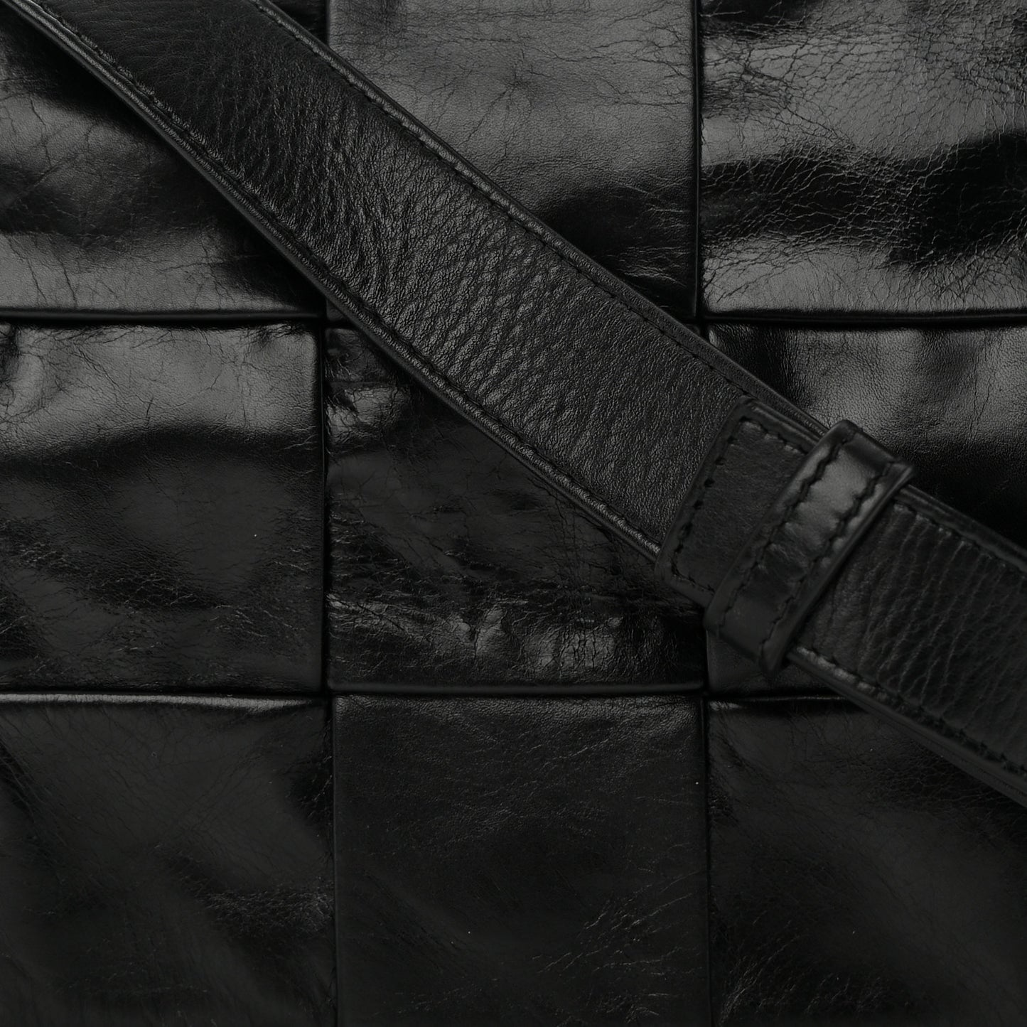 Paper Calfskin Maxi Intreccio Cassette Crossbody Bag Black