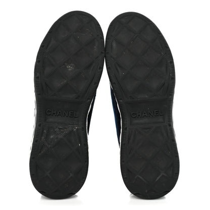 Chanel Suede Calfskin Velvet Grosgrain CC Sneakers 41 Navy Blue Black 6 of 12