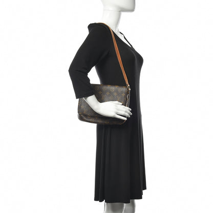 Louis Vuitton Monogram Musette Tango 2 of 9