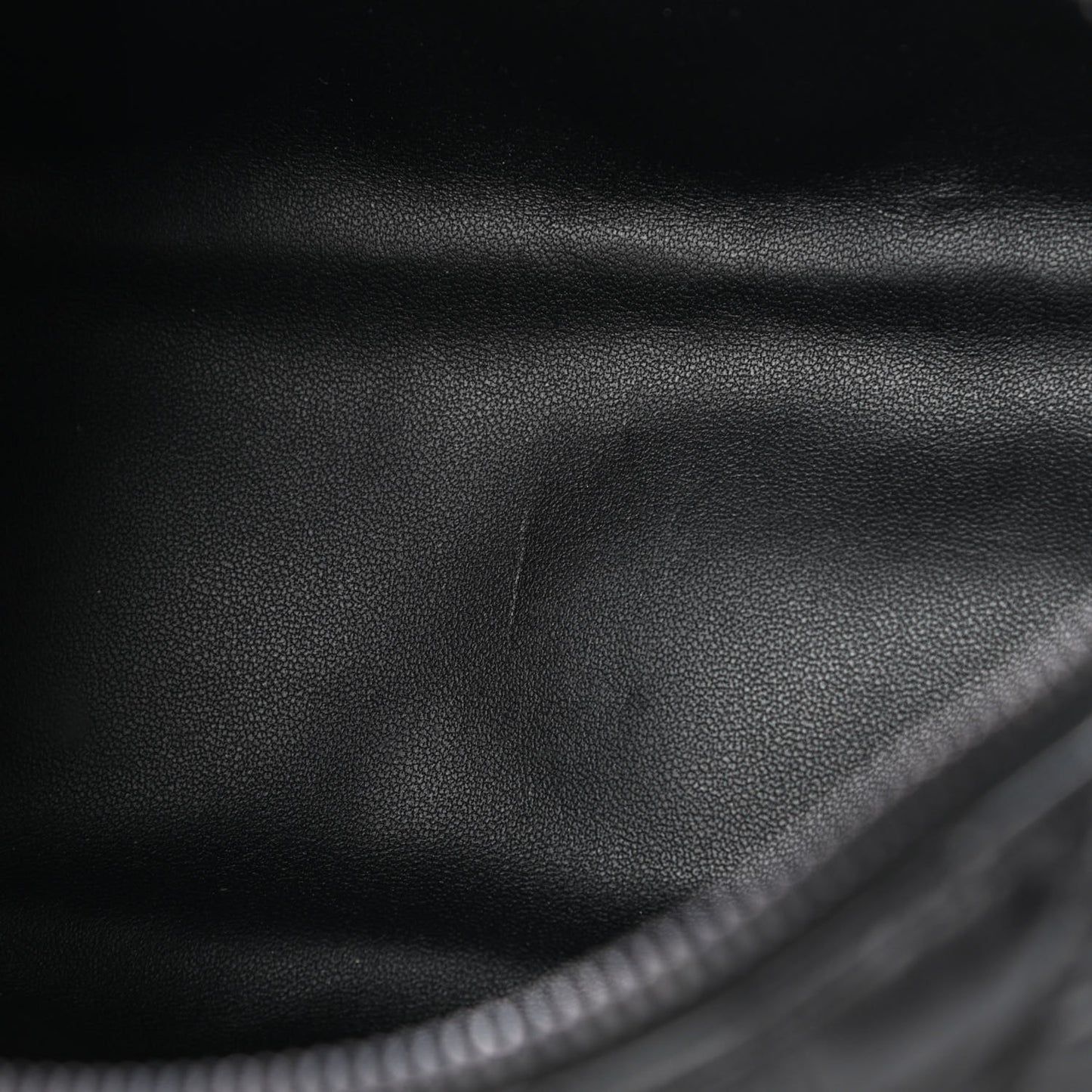 Calfskin Macrocannage Medium Diortravel Nomad Pouch Black