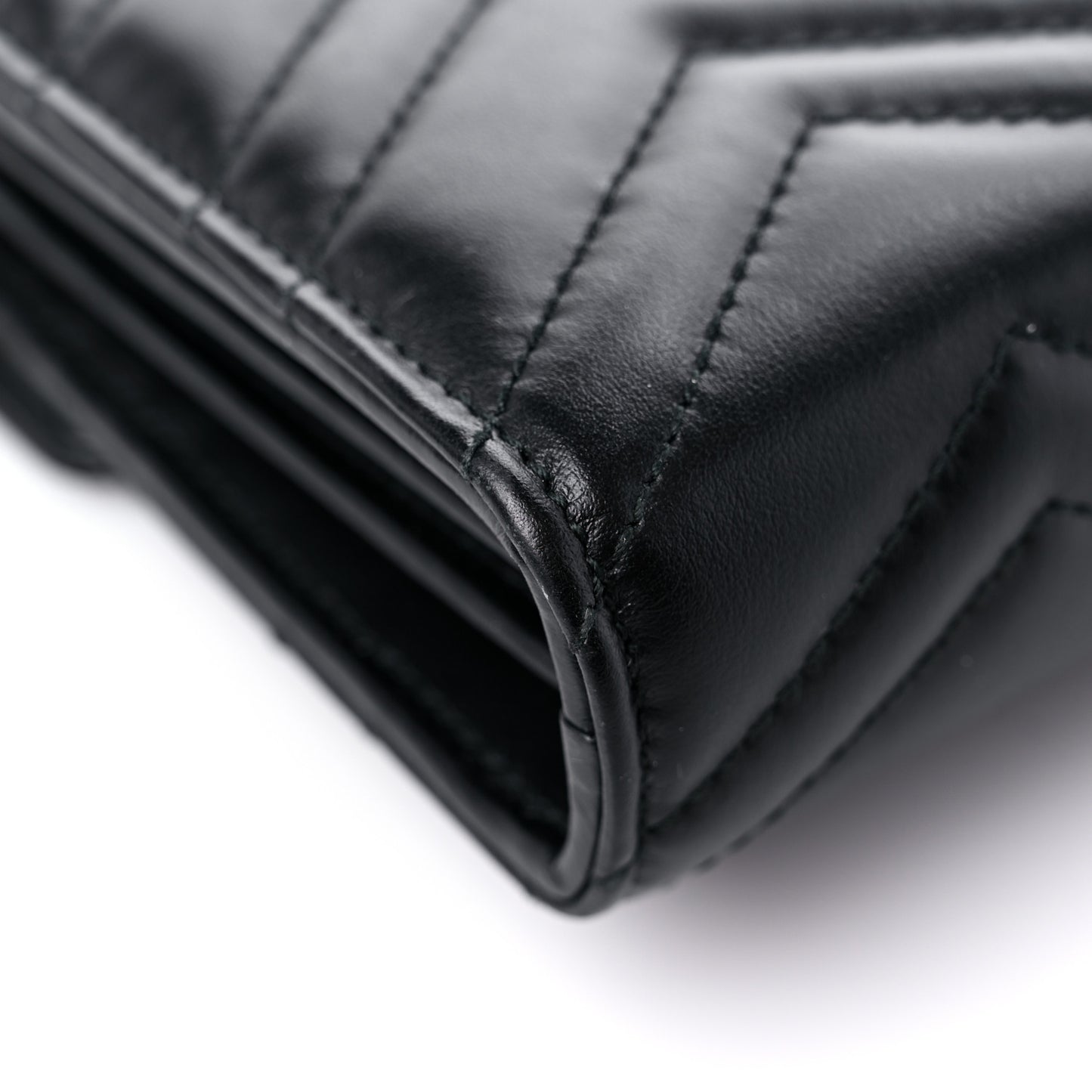 Calfskin Matelasse GG Marmont Chain Wallet Black