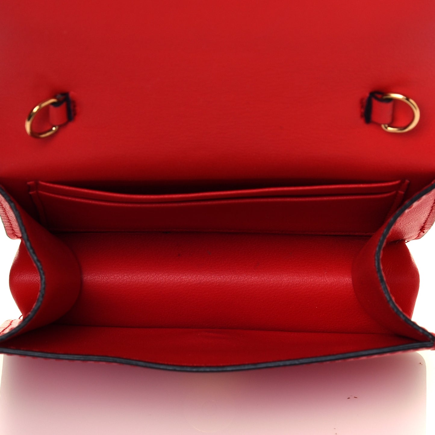 Vitello Mini Virtus Chain Clutch Red