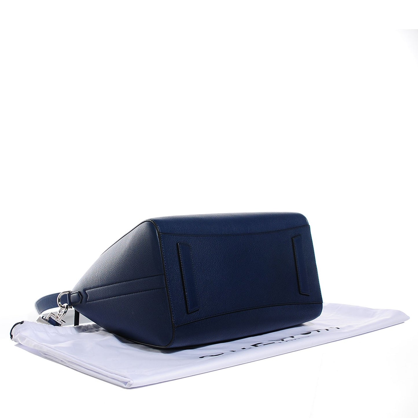 Sugar Goatskin Medium Antigona Navy