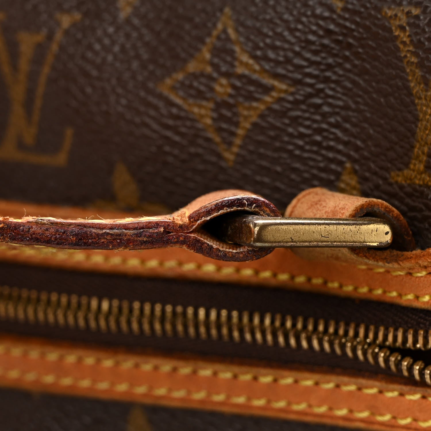 Louis Vuitton Monogram Cite MM 13 of 16