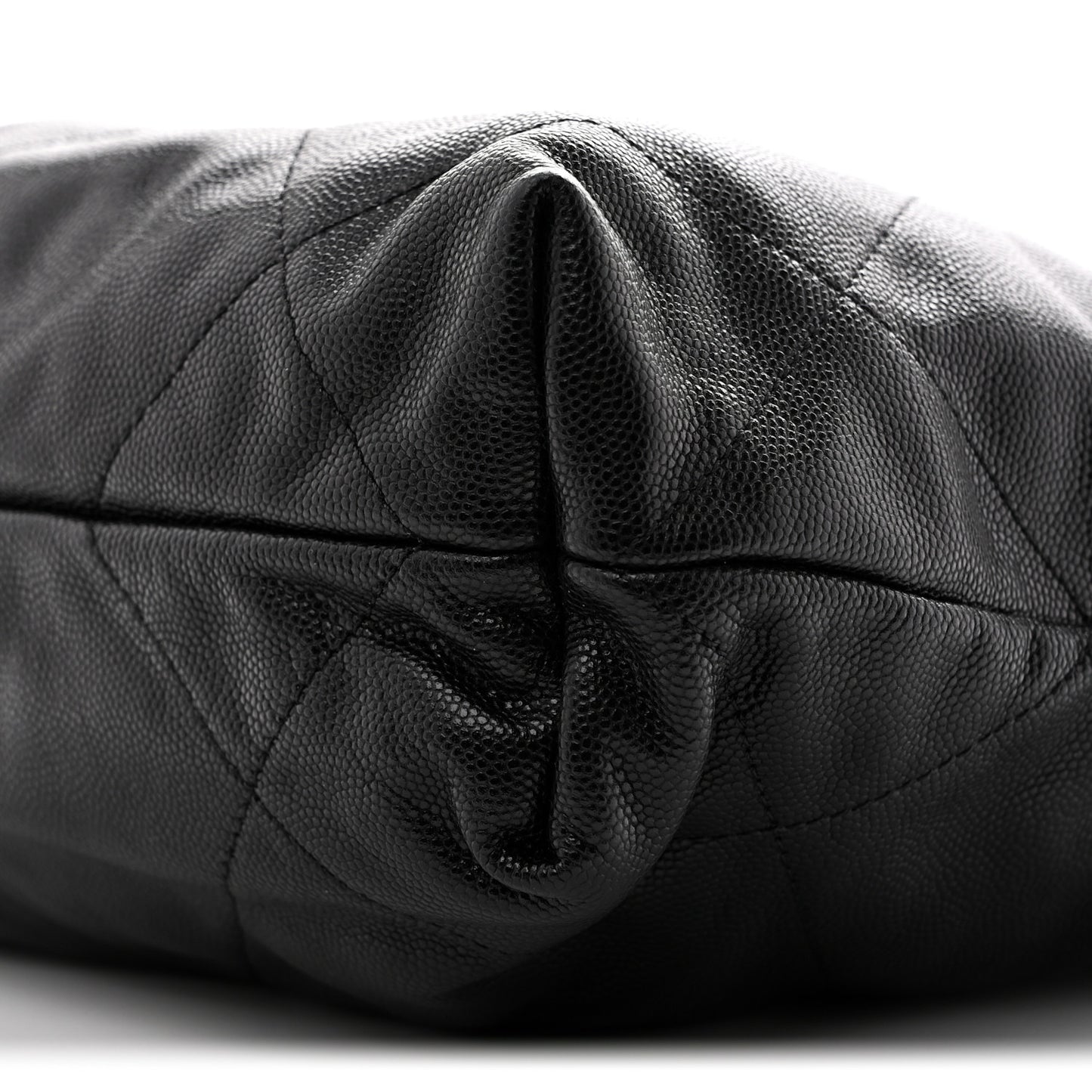 Shiny Caviar Quilted Monochrome Small Chanel 22 Black