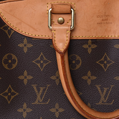 Louis Vuitton Monogram Evasion Sports Bag 12 of 20