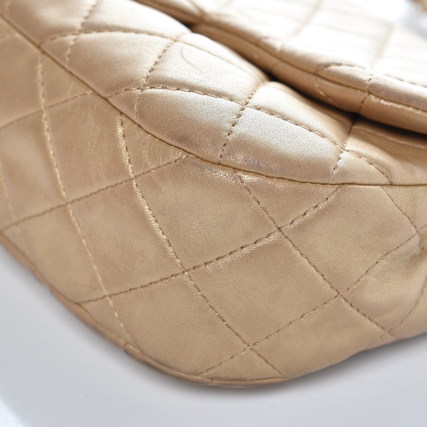 Metallic Lambskin Quilted Medium Precious Jewel Single Flap Gold