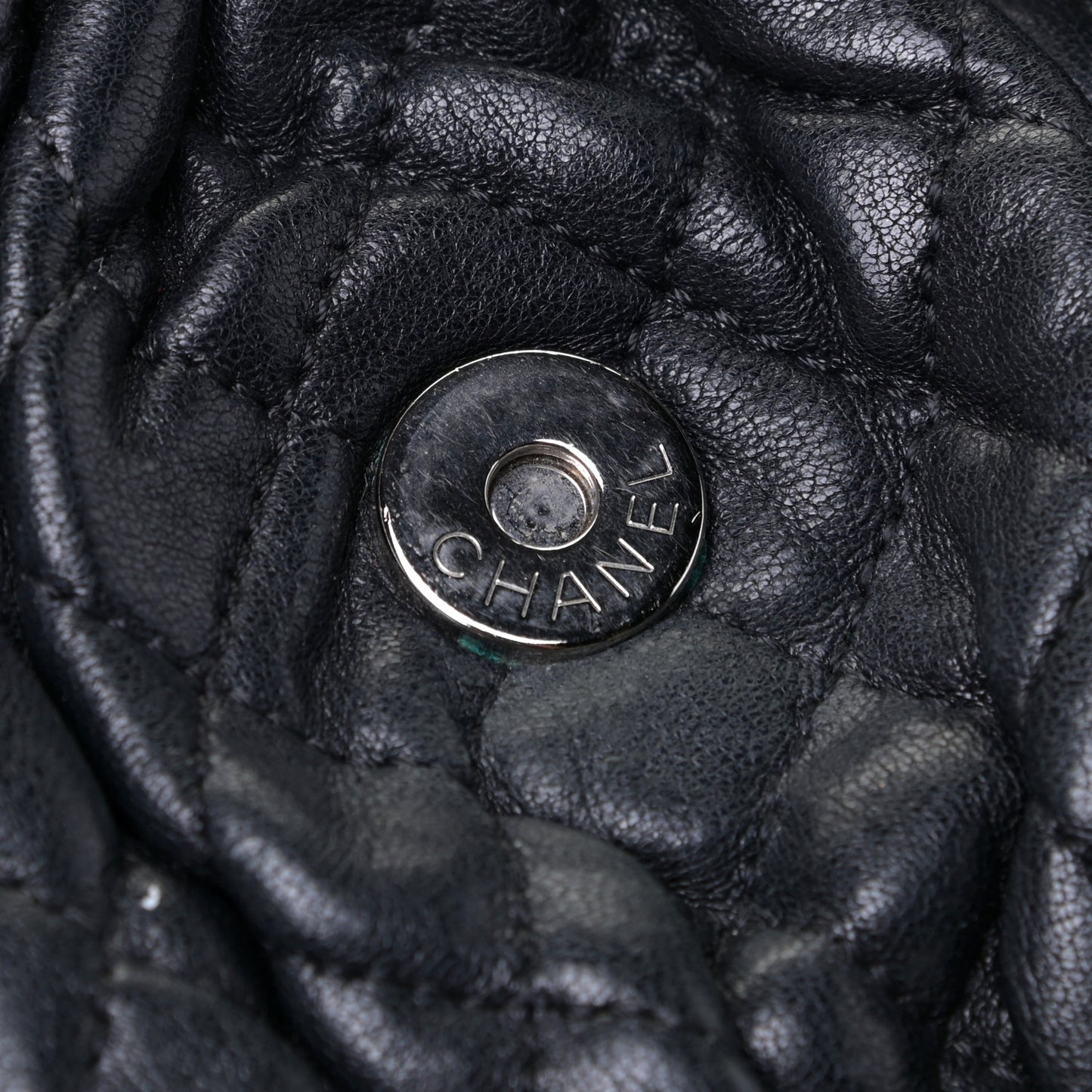 Washed Lambskin Mini Chain Around Messenger Black