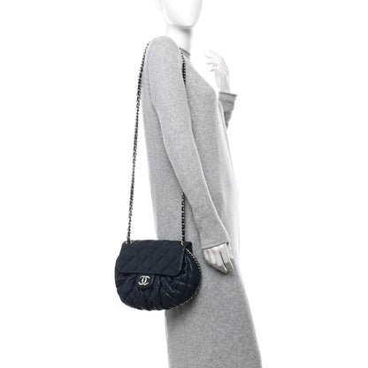 Chanel Washed Lambskin Quilted Medium Chain Around Messenger Navy Blue 2 of 13