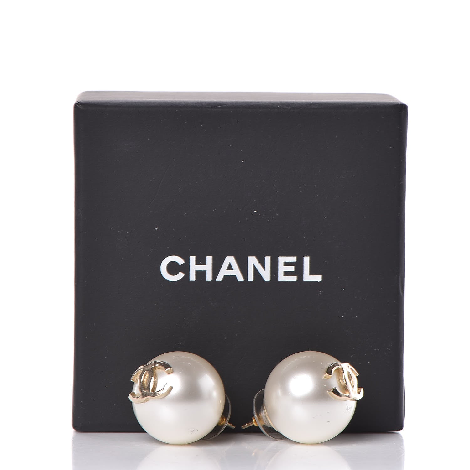 Chanel Pearl CC Large Earrings Gold 5 of 5