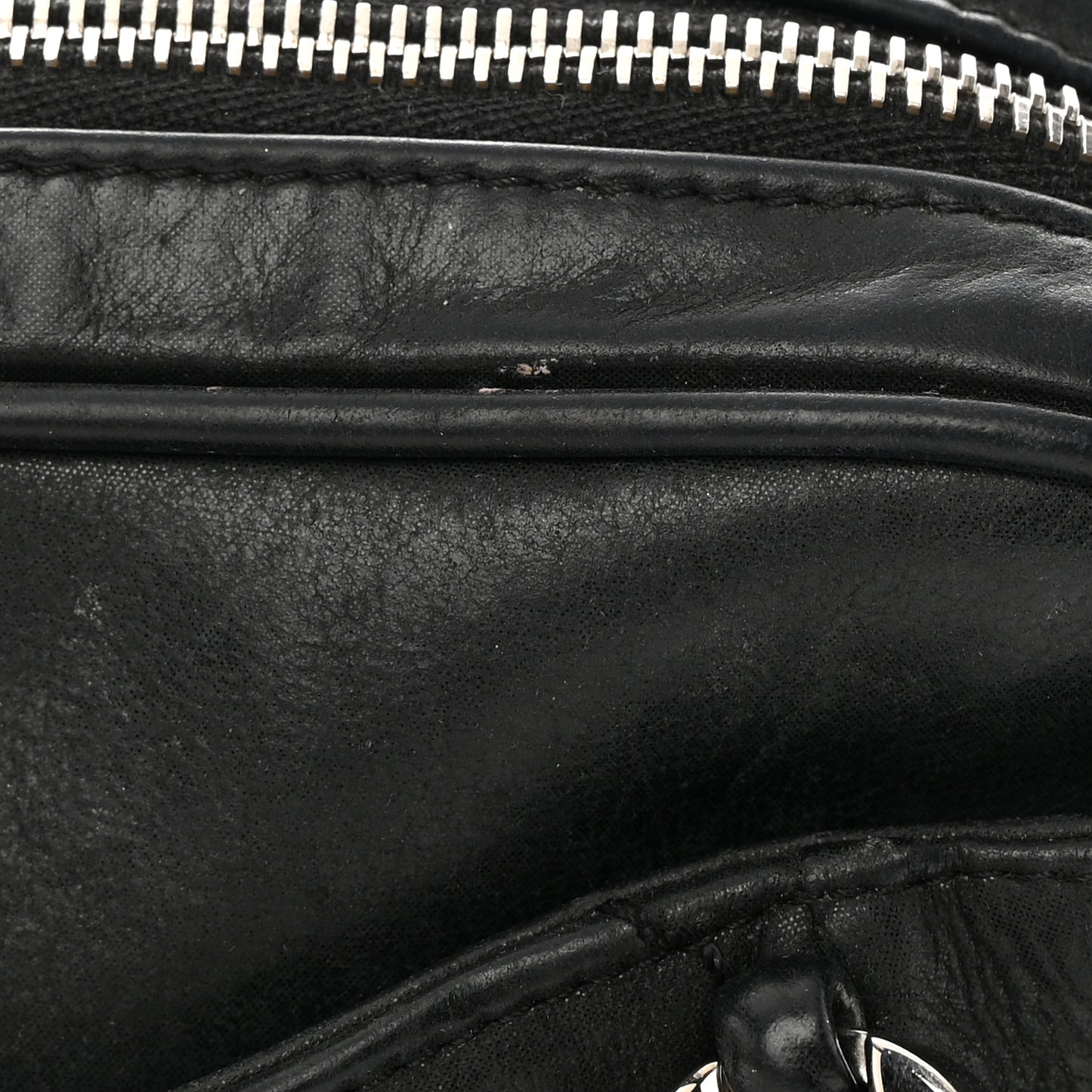 Iridescent Calfskin Quilted Relax CC Camera Case Black