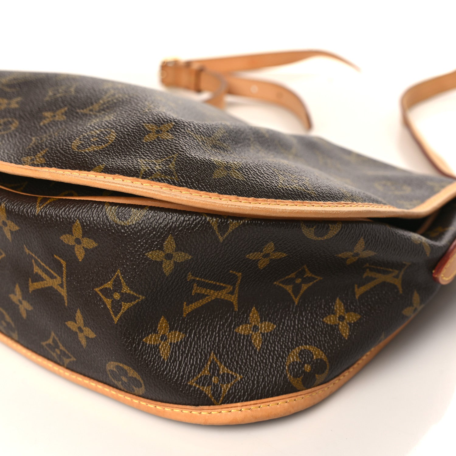 Louis Vuitton Monogram Menilmontant MM 8 of 9