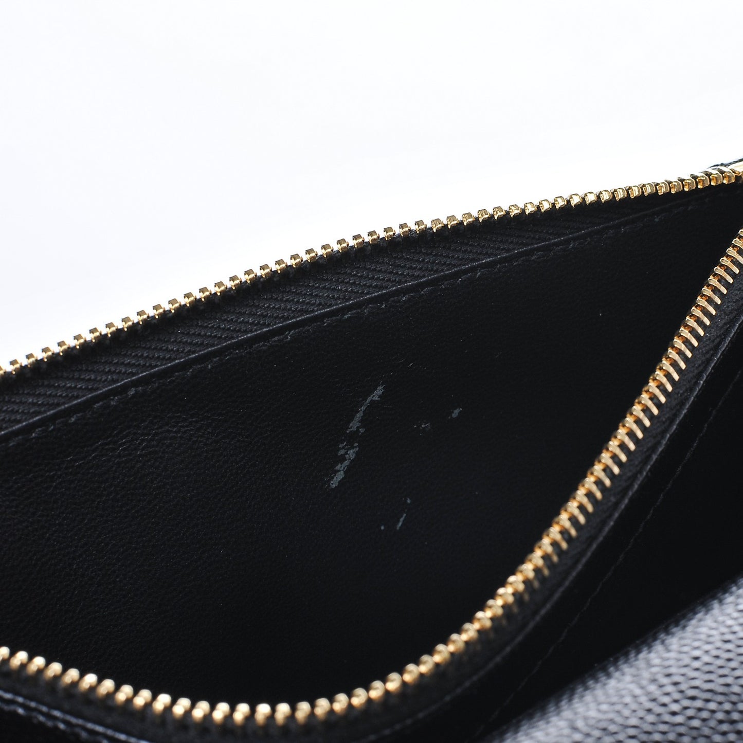 Grain De Poudre Matelasse Chevron Monogram Envelope Chain Wallet Black