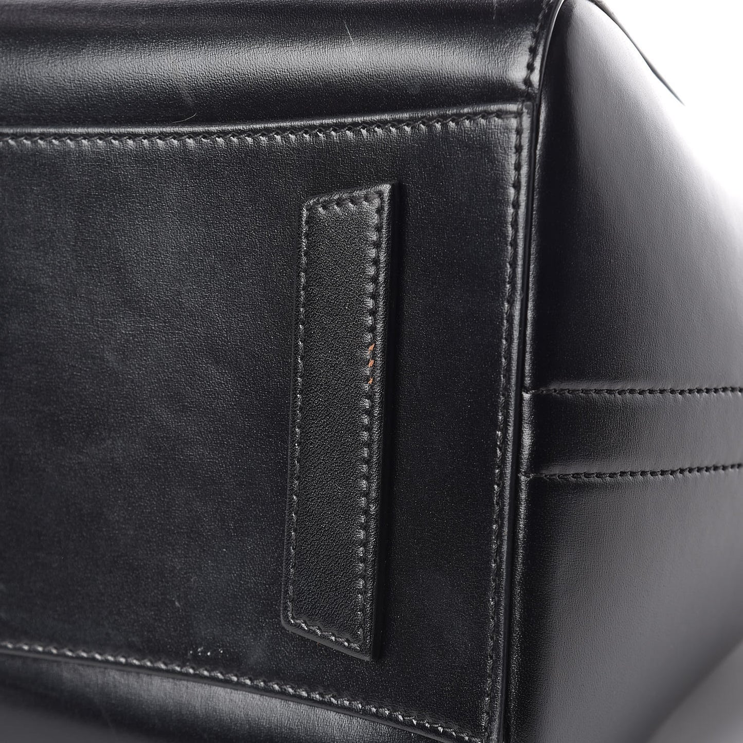 Shiny Lord Calfskin Medium Antigona Black