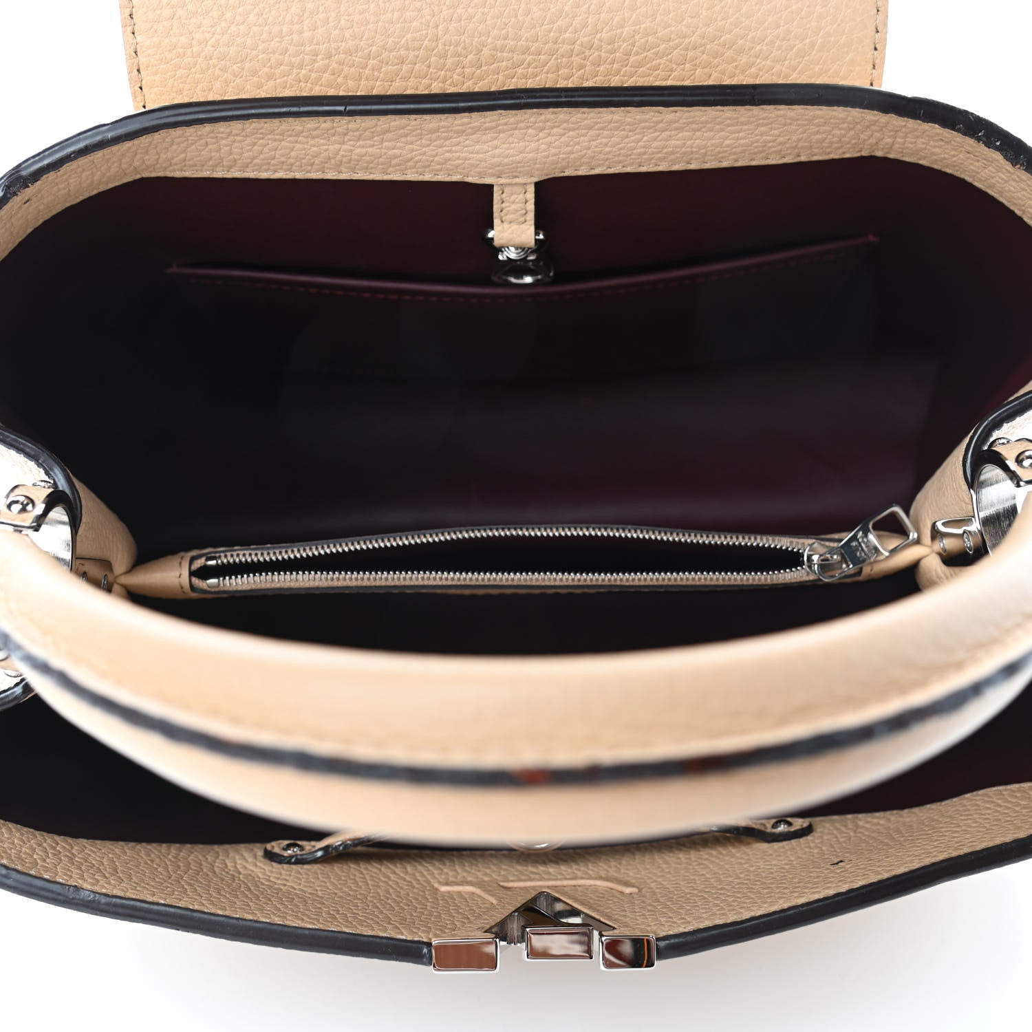 Louis Vuitton Taurillon Capucines MM Dune 4 of 10