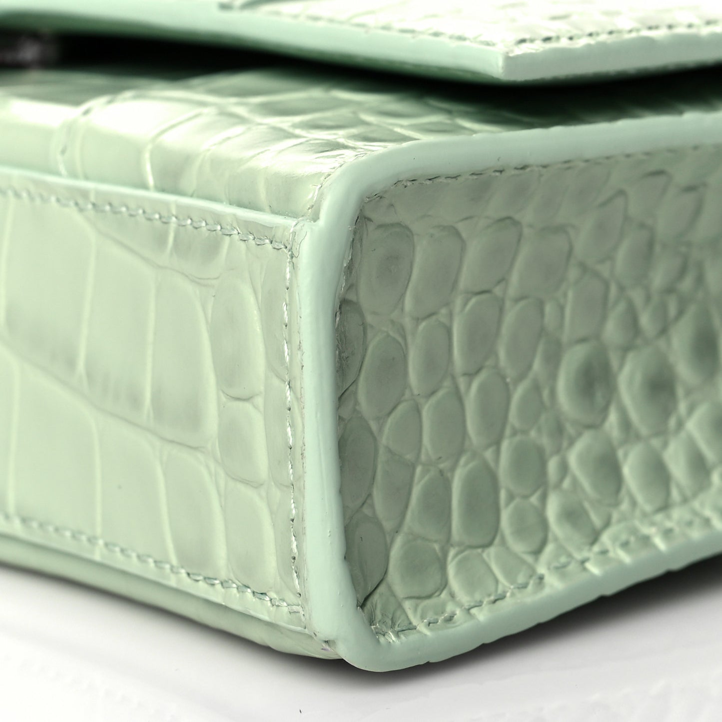 Shiny Calfskin Crocodile Embossed Hourglass Chain Bag Light Green