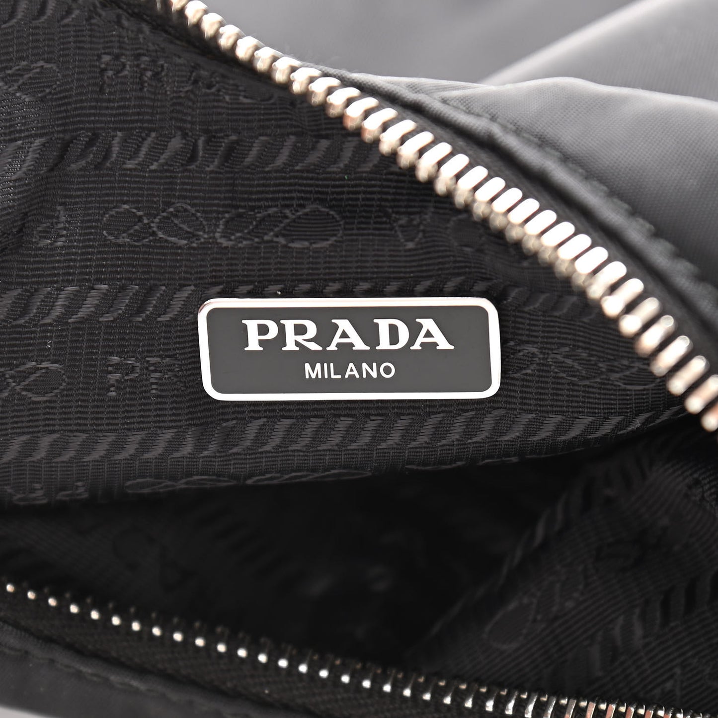 Tessuto Nylon Saffiano Re-Edition 2006 Shoulder Bag Black