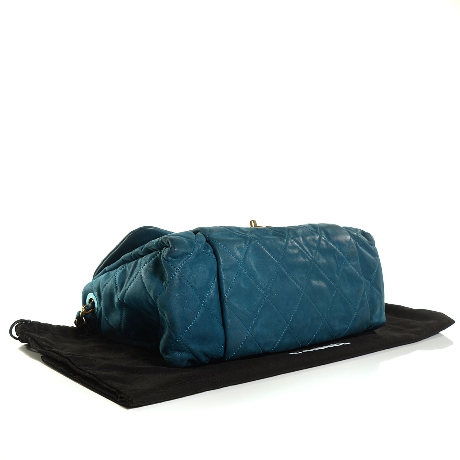 Chanel Iridescent Calfskin Large Chic Quilt Flap Dark Blue 4 of 8