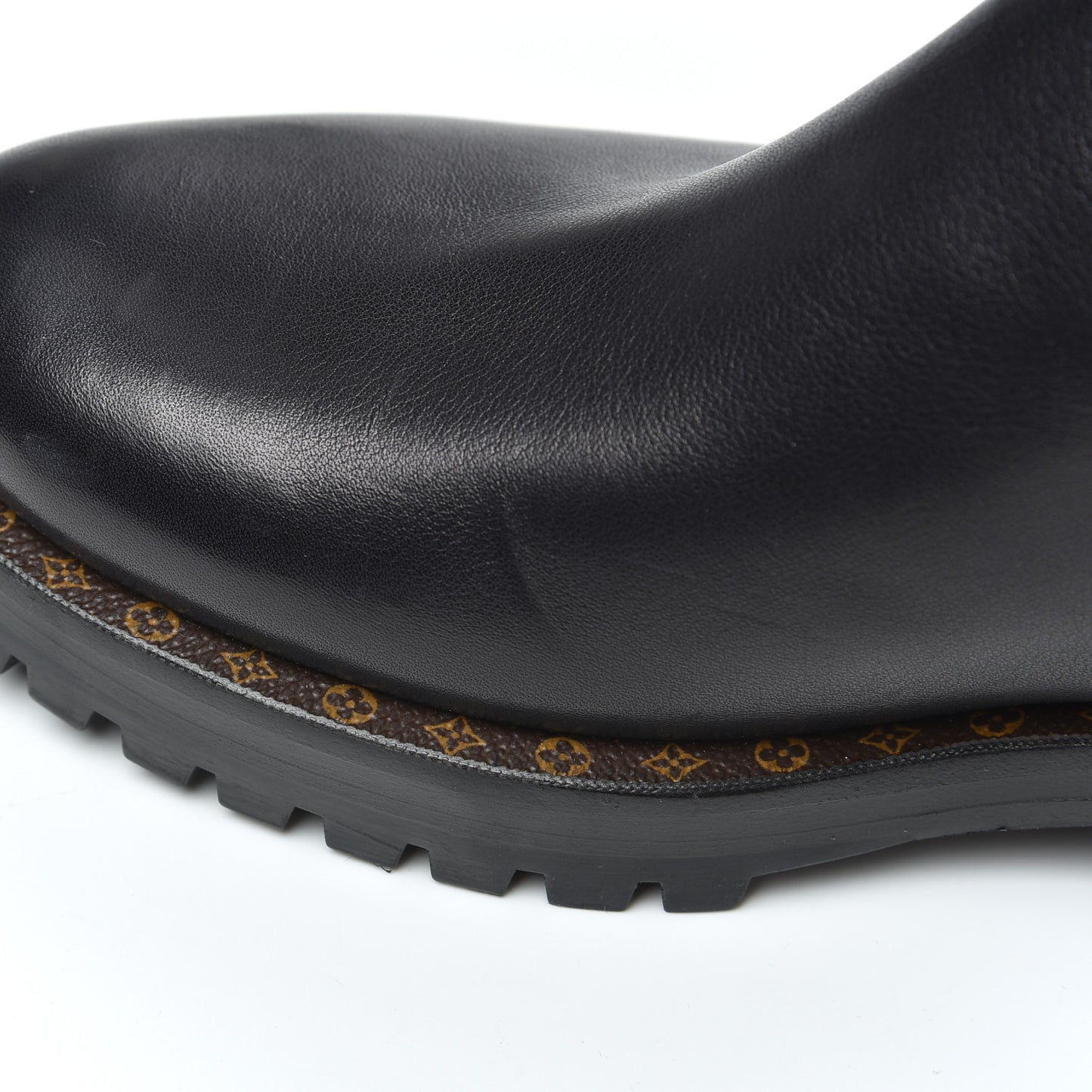 Calfskin Monogram Discovery Flat Ankle Boots 36 Black