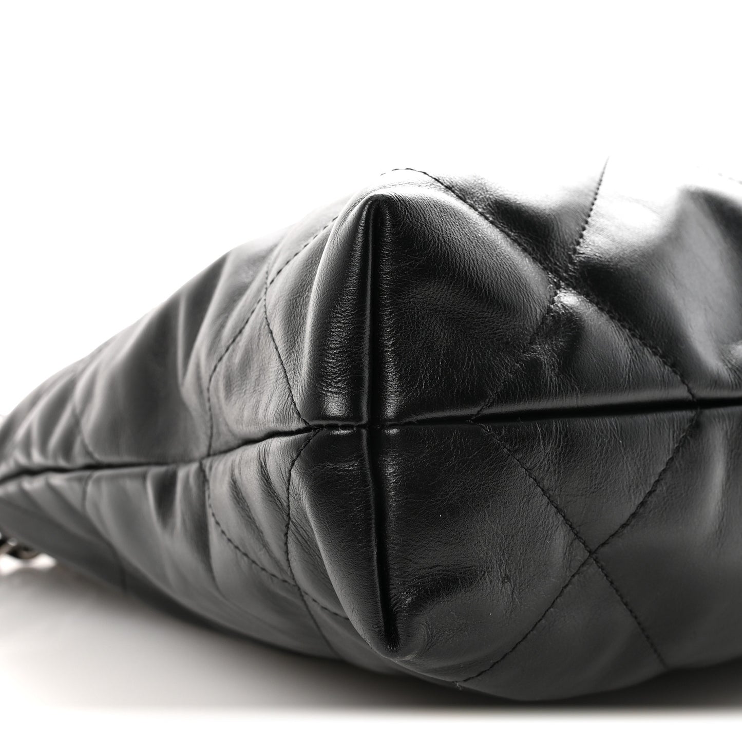 Shiny Calfskin Quilted Small Chanel 22 Black