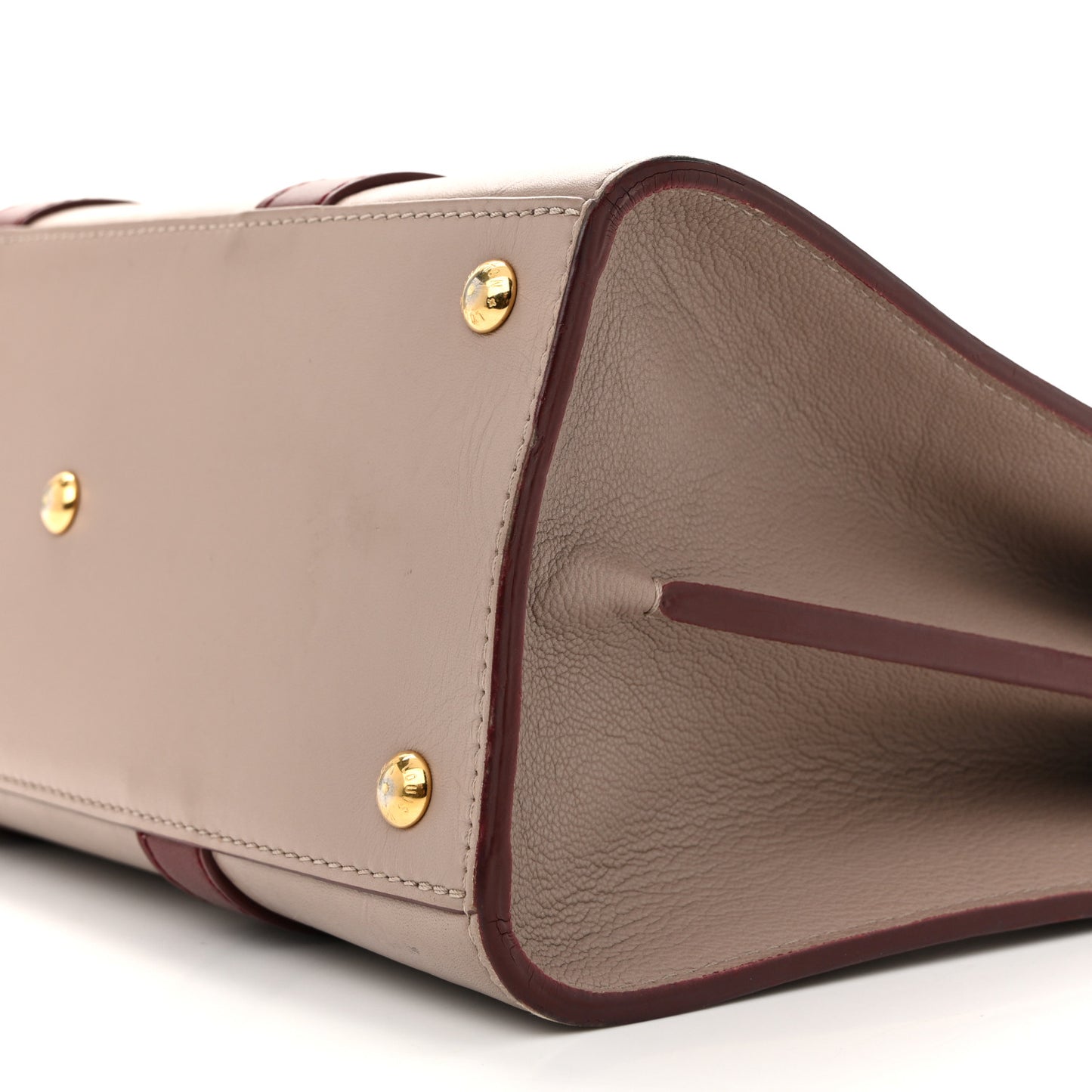 Monogram Cuir Plume Very Tote MM Mastic Raisin