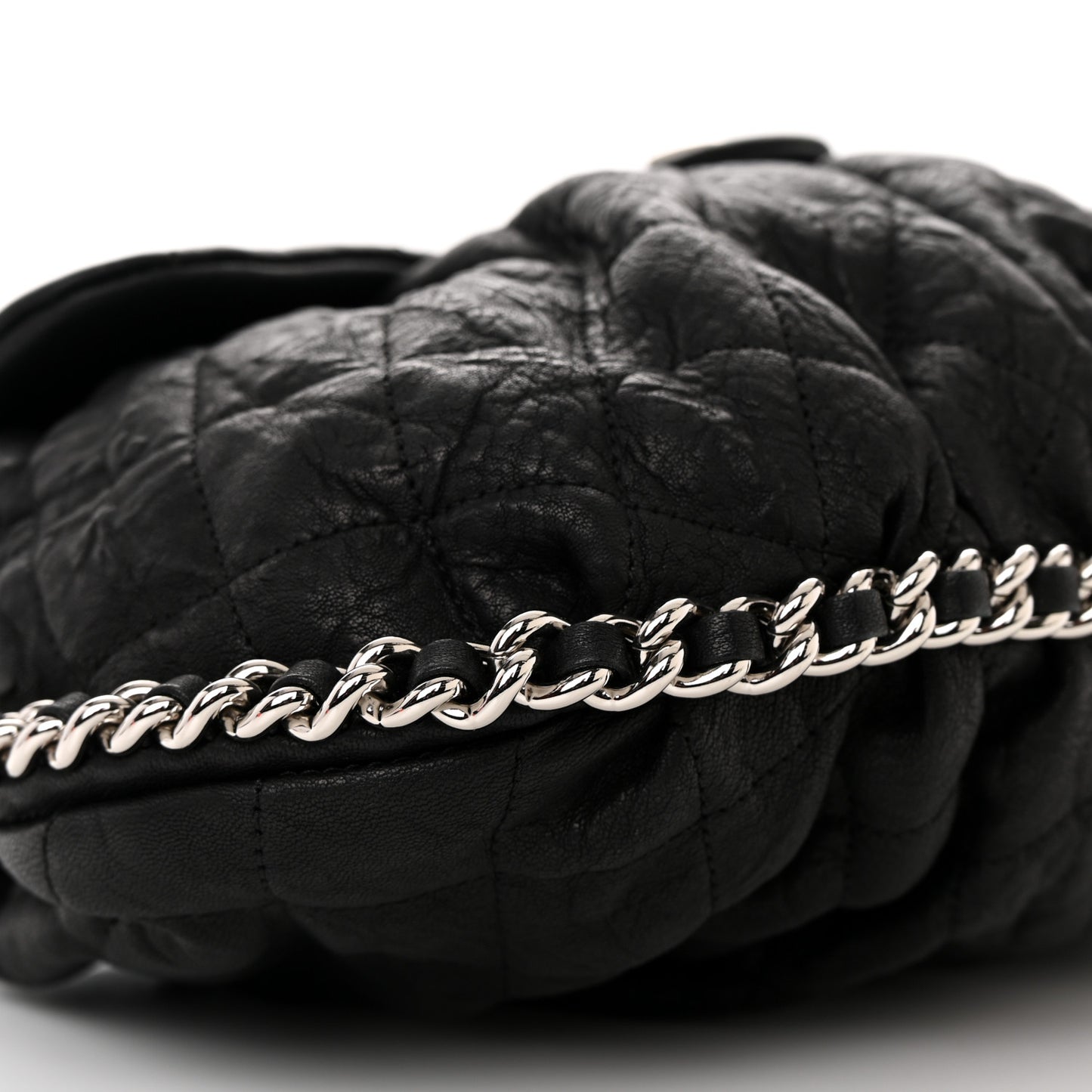 Washed Lambskin Quilted Medium Chain Around Messenger Black