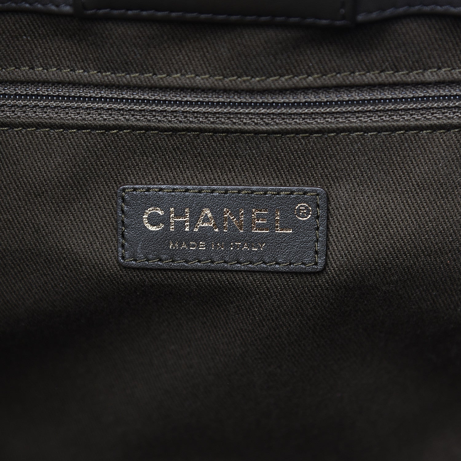 Chanel Aged Calfskin Chevron Large Coco Handle Shopping Tote Dark Green 6 of 11