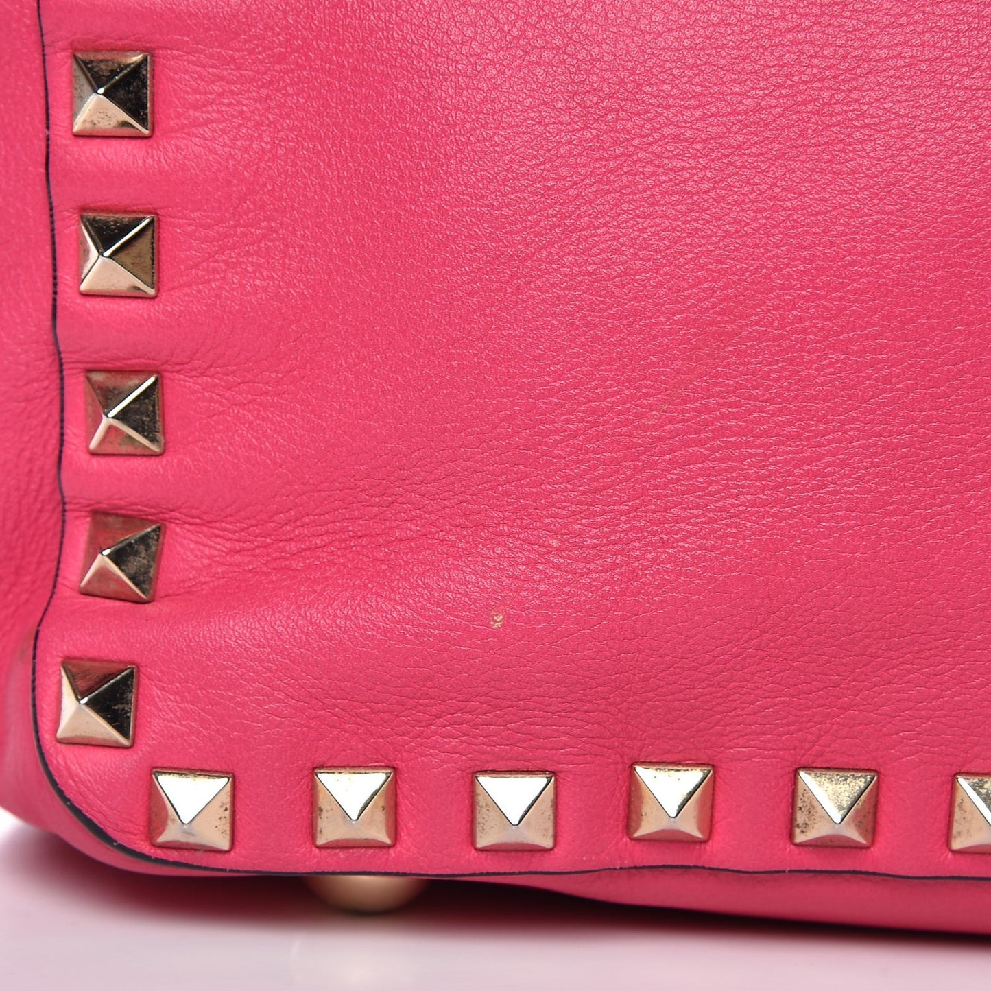 Vitello Small Rockstud Tote Raspberry