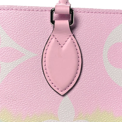Louis Vuitton Monogram Escale Onthego GM Pastel 11 of 18