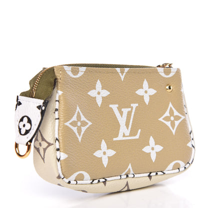 Louis Vuitton Monogram Giant Micro Pochette Accessories Kaki White 3 of 8