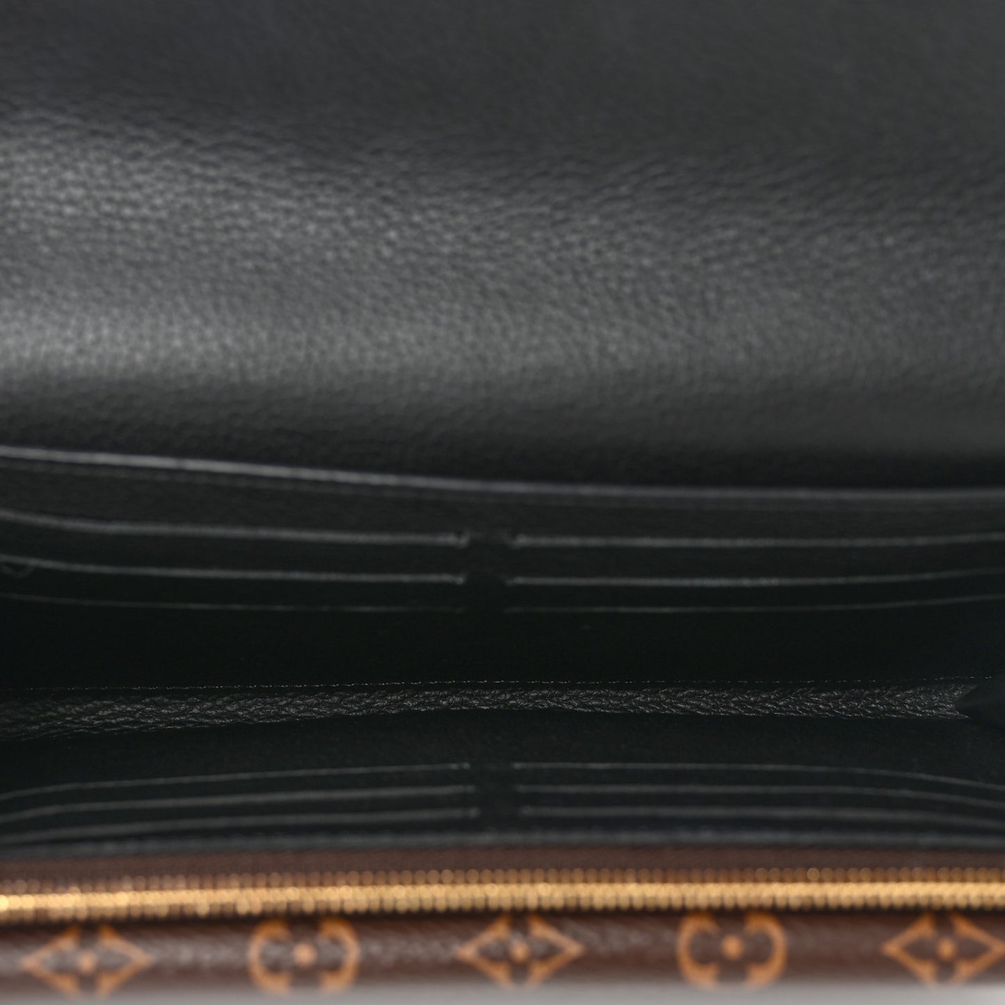 Calfskin Double V Wallet Black