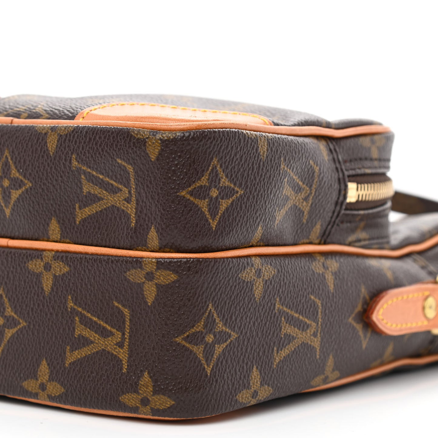 Monogram Amazone