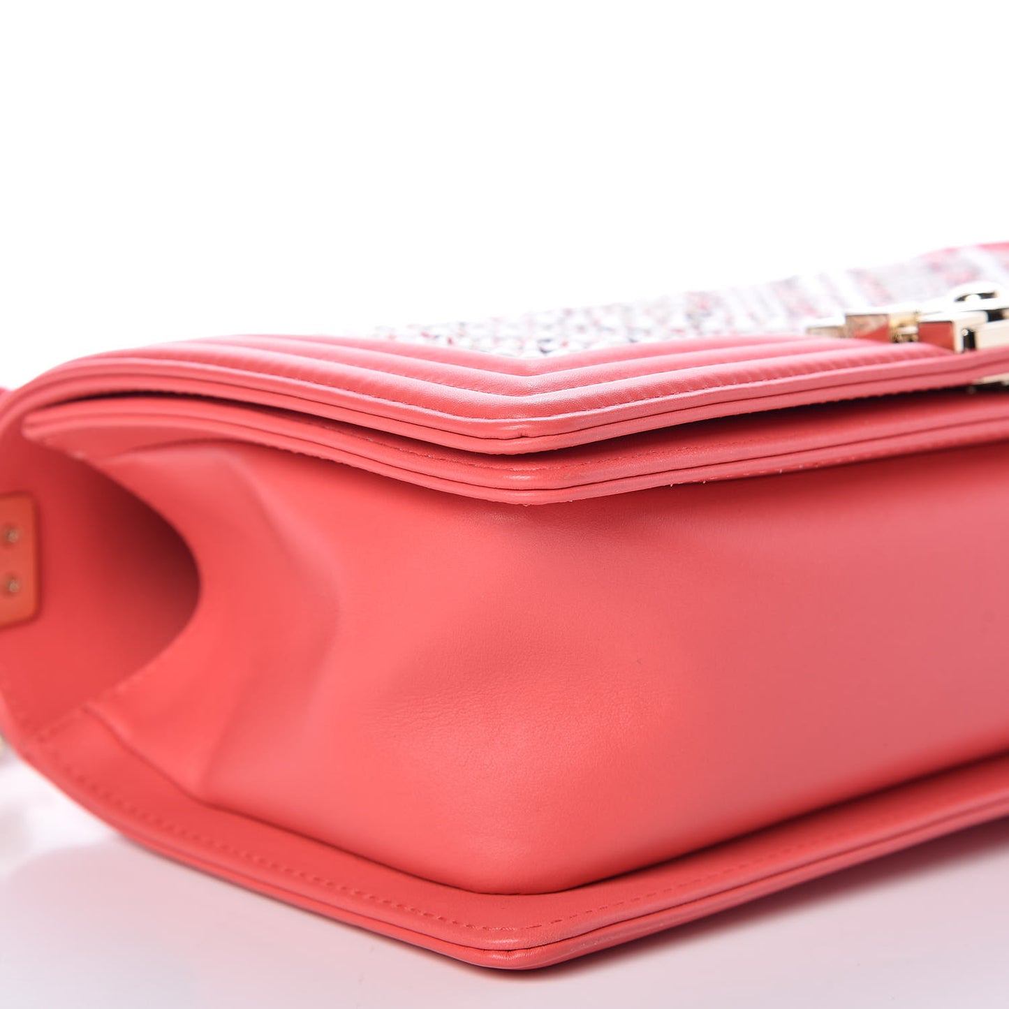 Lambskin Tweed Medium Boy Flap Pink