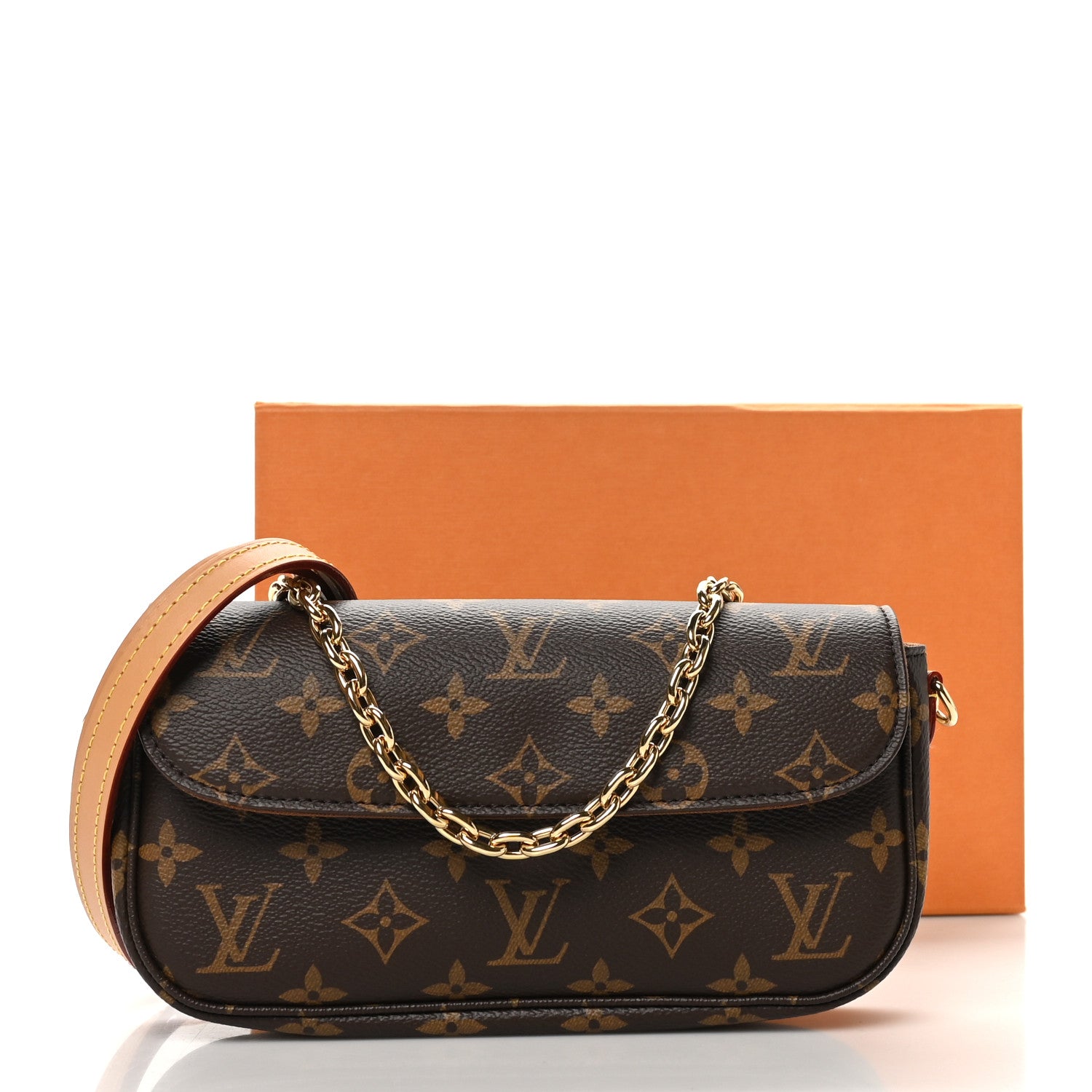 Louis Vuitton Monogram Ivy Wallet On Chain 10 of 10